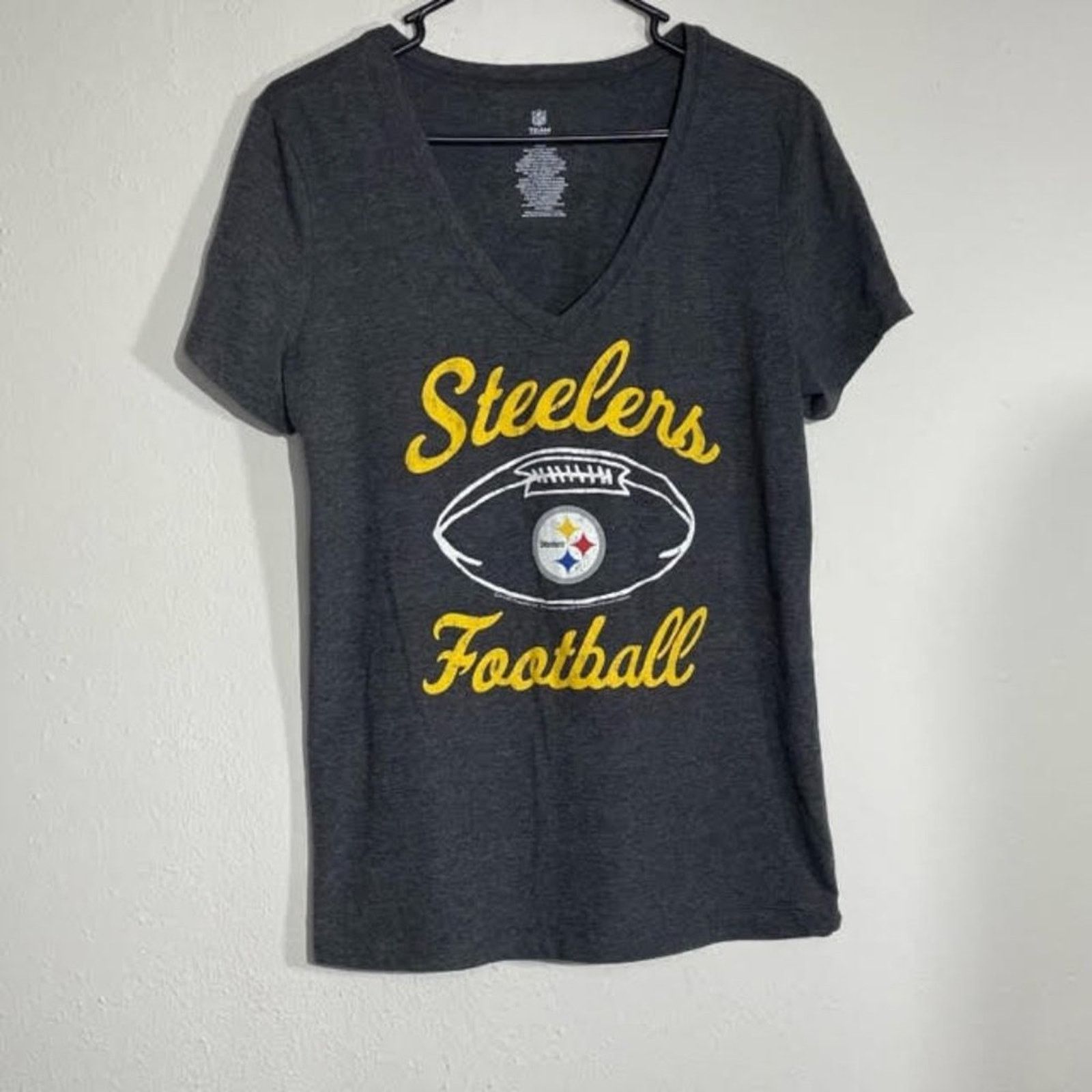 NFL NFL Pittsburgh Steelers Vintage Style V-Neck T-Shirt Size L Size L / US 10 / IT 46 - 1 Thumbnail