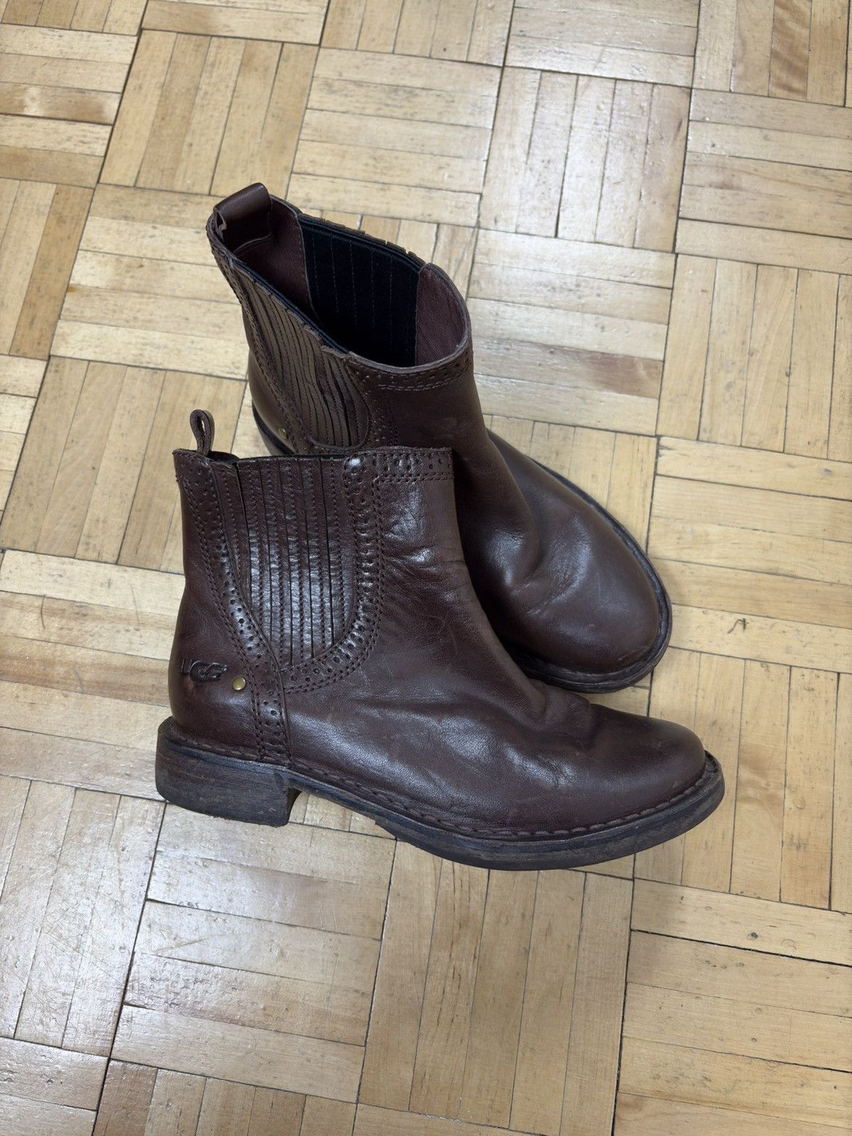 Ugg UGG Australia leather Chelsea boots brown 36EU botki Size US 5 / IT 35 - 3 Thumbnail