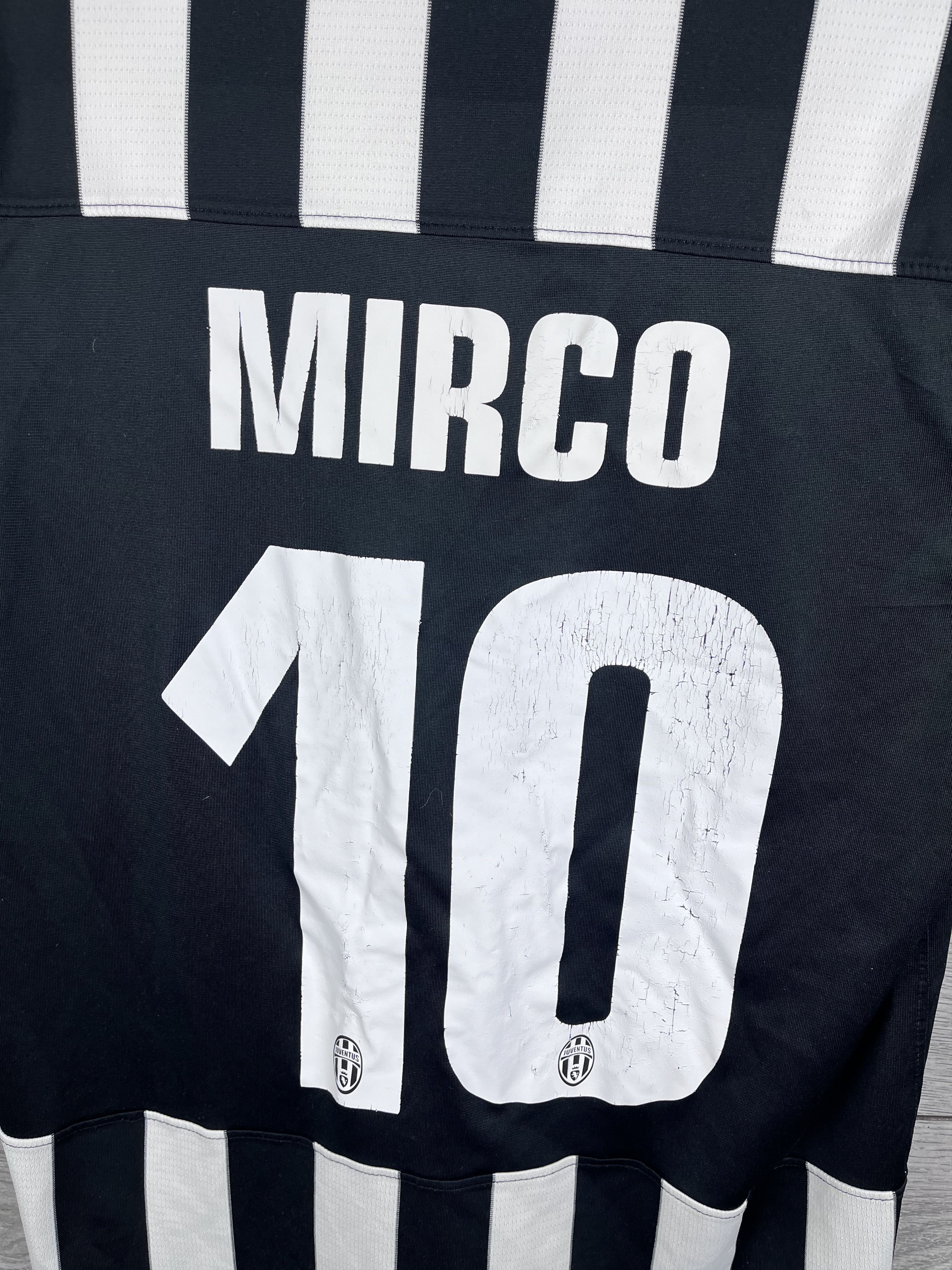 Nike Vintage men jersey Nike Fc Juventus size M Mirko Vucinic #10 Size US M / EU 48-50 / 2 - 13 Thumbnail