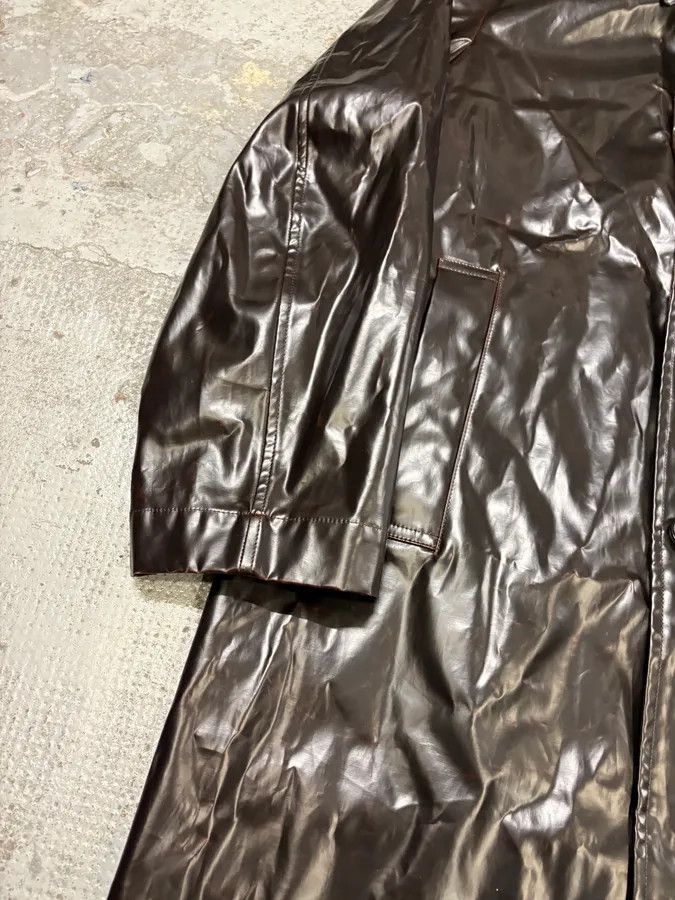 Dries Van Noten 2000s Dries van Noten Oversized Dark Brown Trenchcoat Size US M / EU 48-50 / 2 - 8 Thumbnail