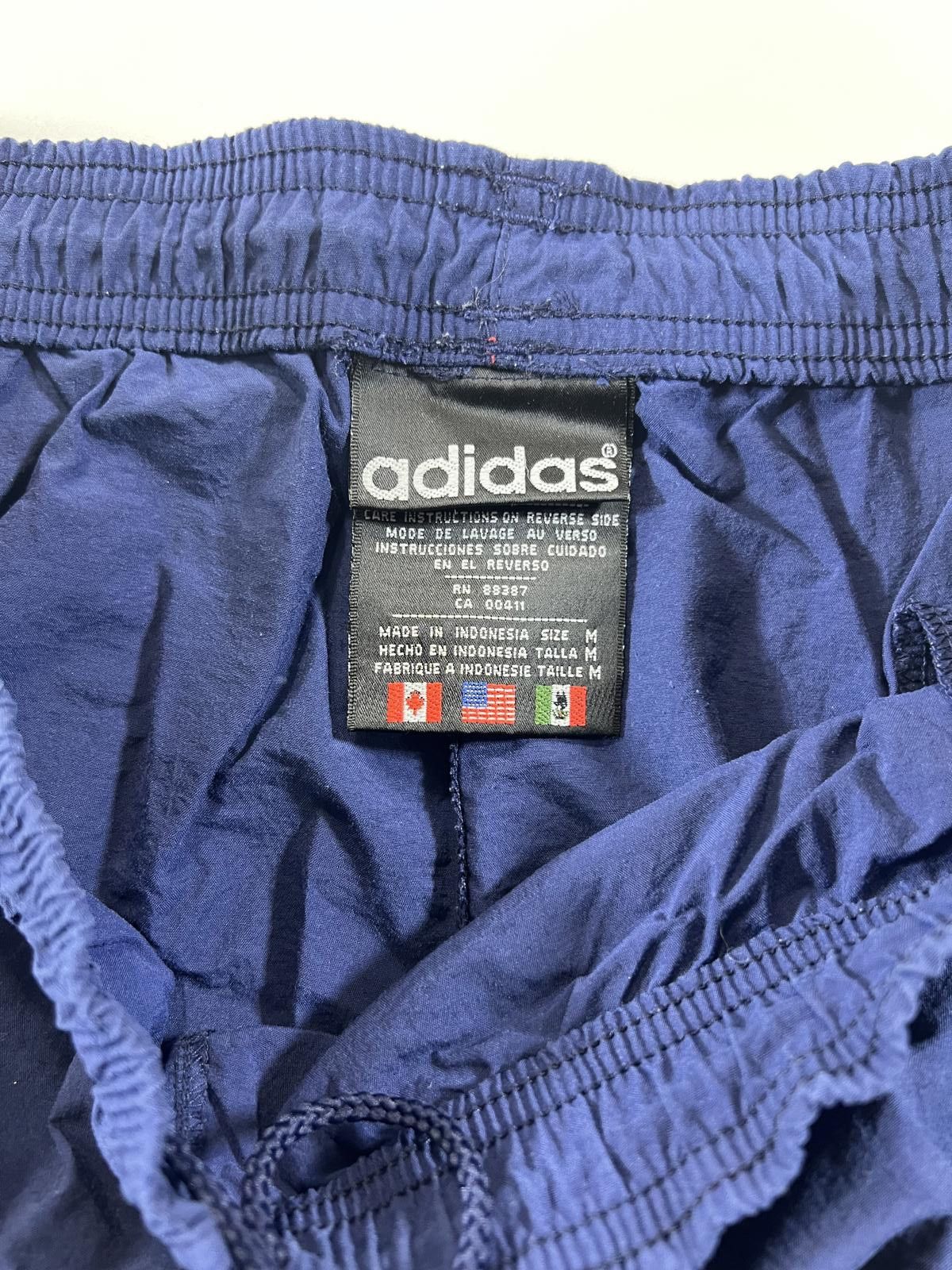 Adidas Vintage Adidas Men's Navy Blue Red and White Swim Shorts Size US 32 / EU 48 - 5 Thumbnail