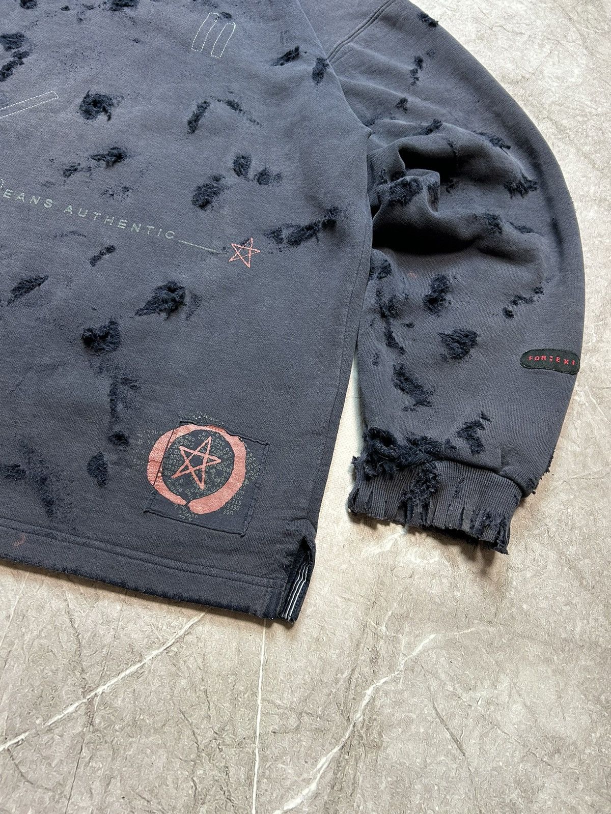 Japanese Brand Vintage distressed sweatshirt y2k Size US L / EU 52-54 / 3 - 8 Thumbnail