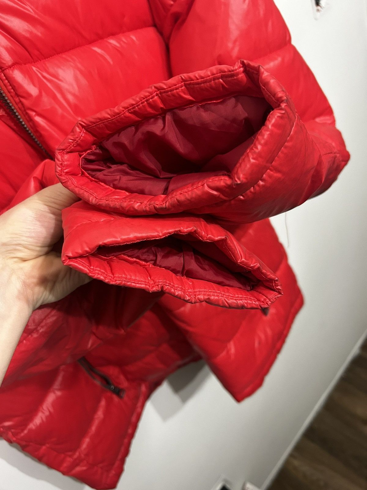Guess Guess puffer jacket glossy red Size US XL / EU 56 / 4 - 7 Thumbnail