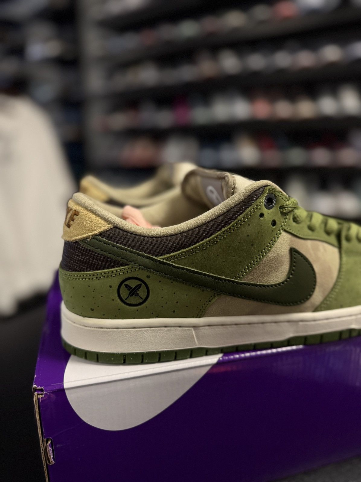 Nike Nike Dunk Low Yuto Horigome Matcha Size 12 (NEW) Size US 12 / EU 45 - 4 Thumbnail
