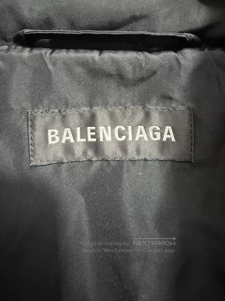 Balenciaga Balenciaga Solid color Logo print stand collar vest Size US M / EU 48-50 / 2 - 3 Thumbnail