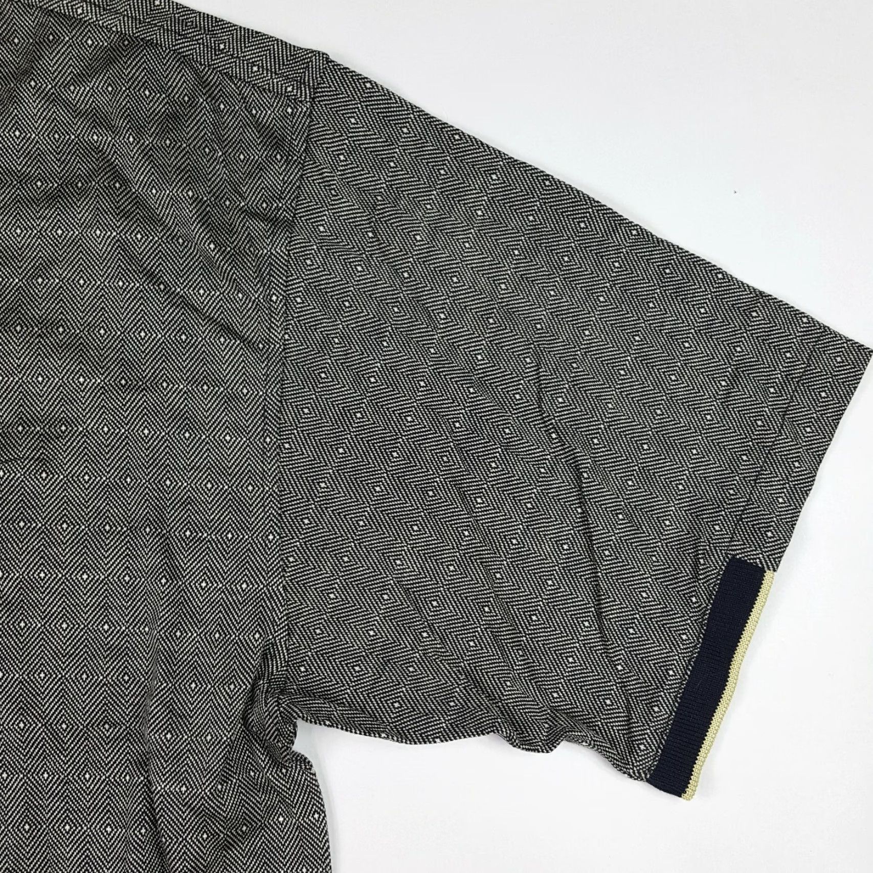 Vintage Gray Diamond Argyle Men's Size Small Retro Short Sleeve Golf Tennis Polo Shirt Size US S / EU 44-46 / 1 - 3 Thumbnail