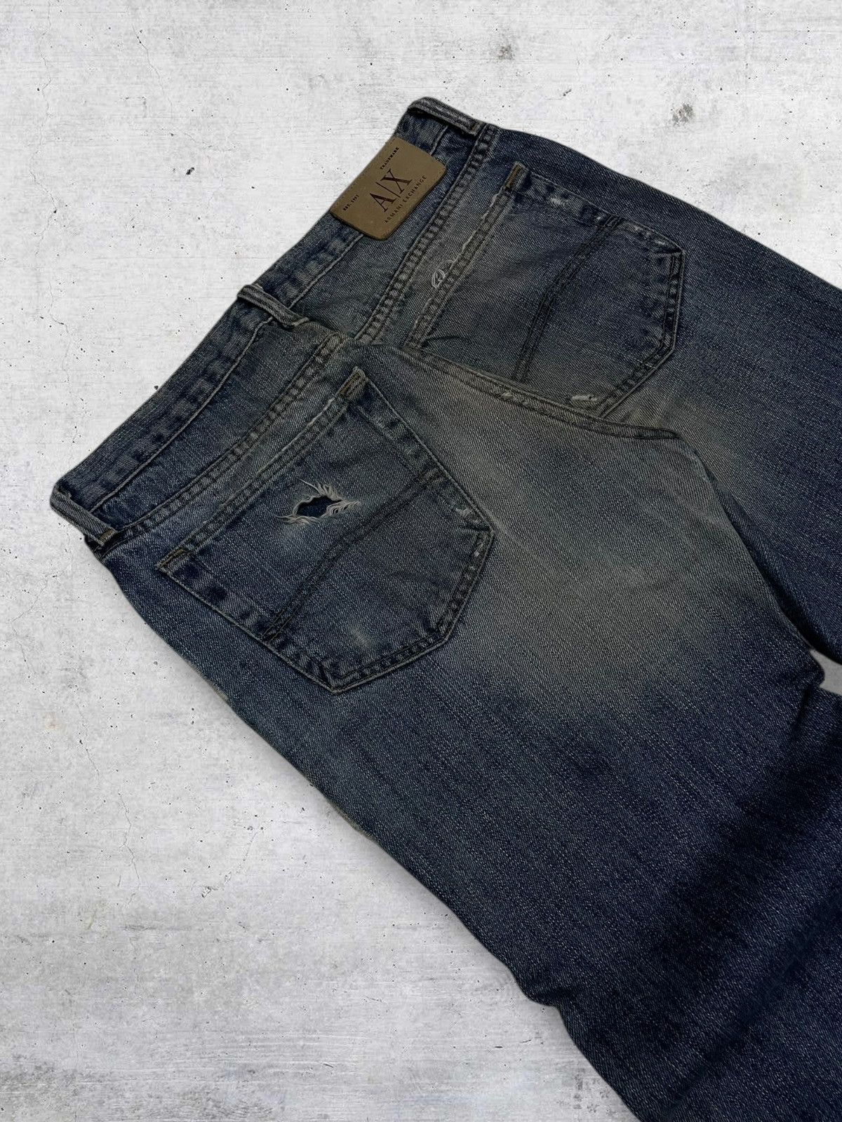 Armani Exchange VINTAGE ARMANI EXCHANGE FAMOUS DESIGNER DISTRESSED MUDWASH Size US 30 / EU 46 - 15 Thumbnail