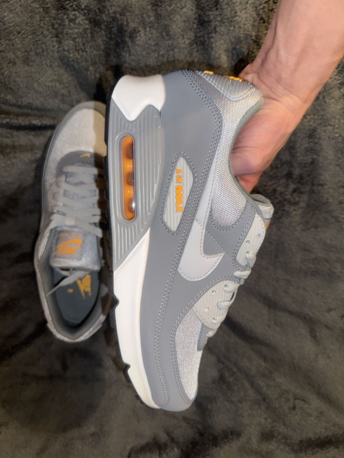 Nike Nike Air Max 90 Size US 10.5 / EU 43-44 - 5 Thumbnail