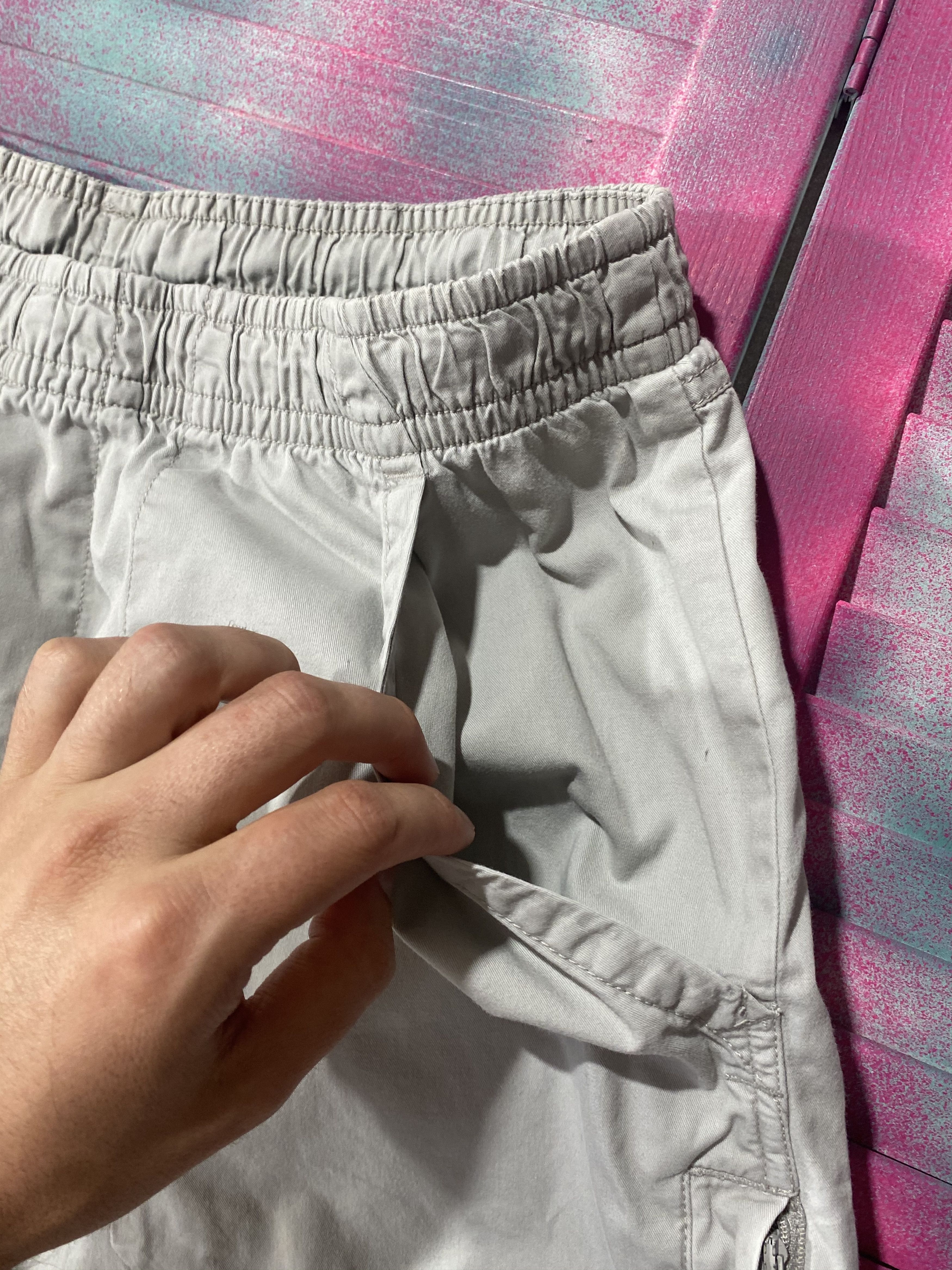 Nike Vintage Y2K Nike zip pocket swoosh shorts Size US 34 / EU 50 - 5 Thumbnail