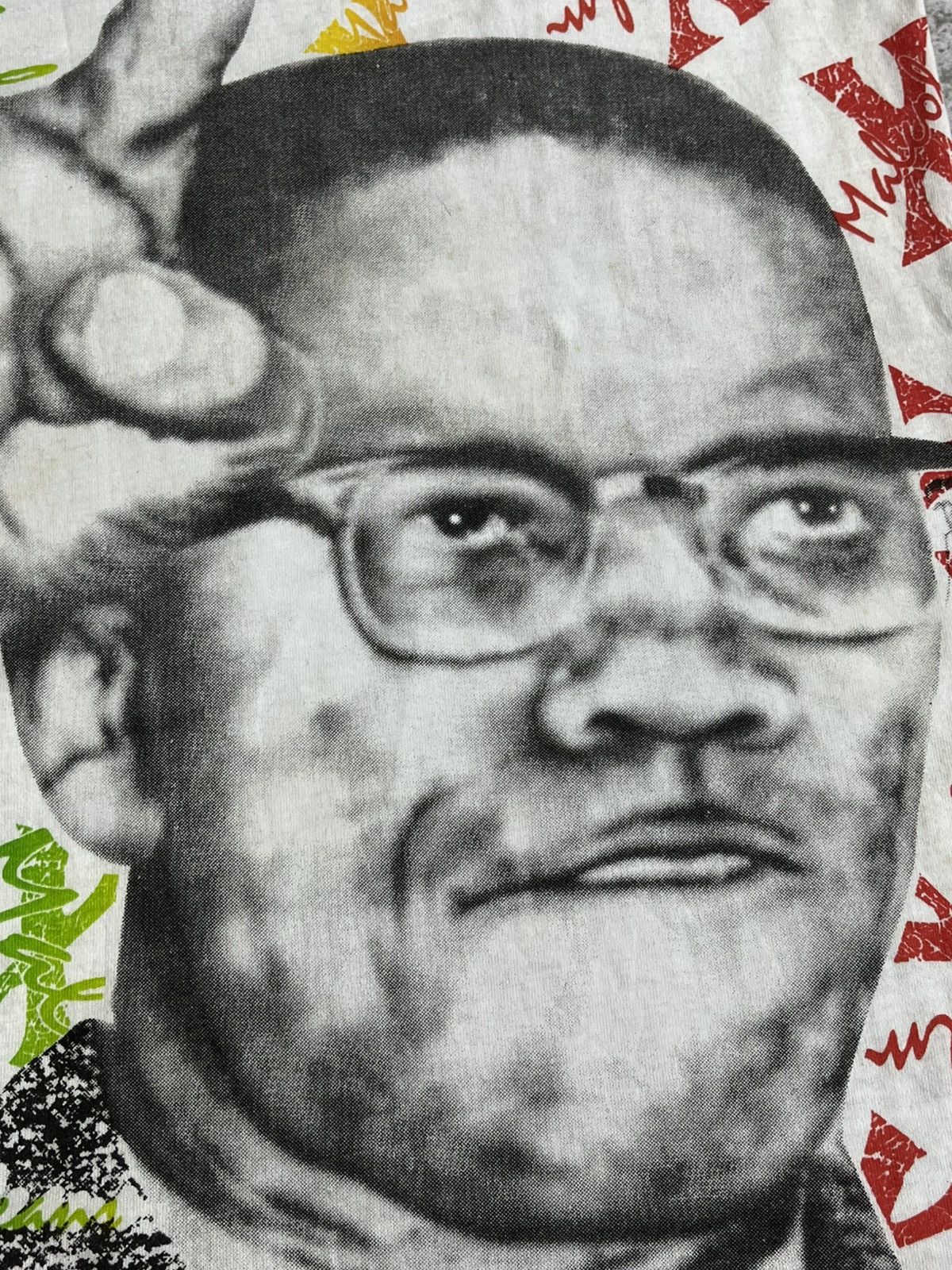 Vintage Vintage Malcolm X All Over Print Tanktop Size US M / EU 48-50 / 2 - 5 Thumbnail