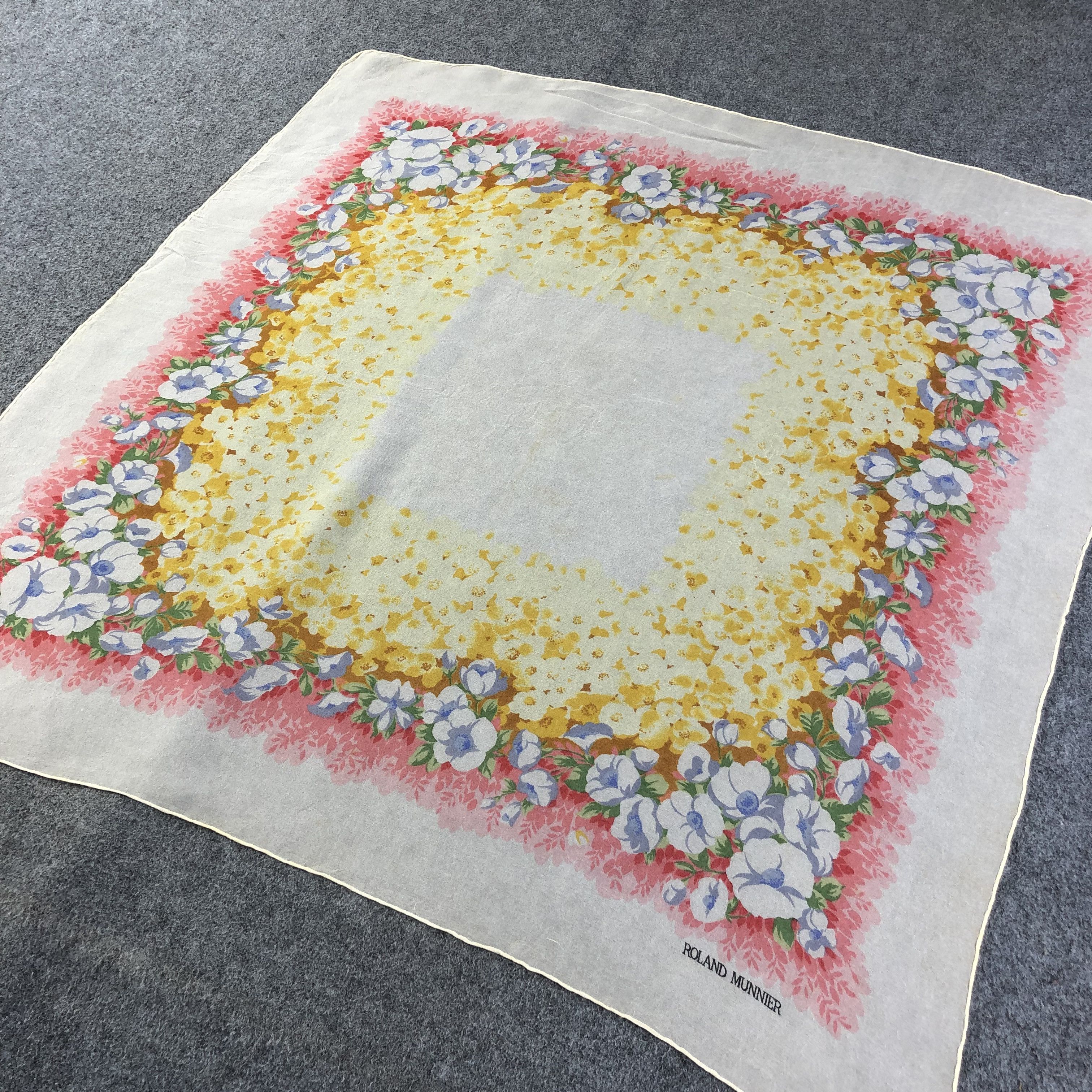 Vintage Roland Munnier Hand Rolled Silk Scarf M840 Size ONE SIZE - 2 Thumbnail