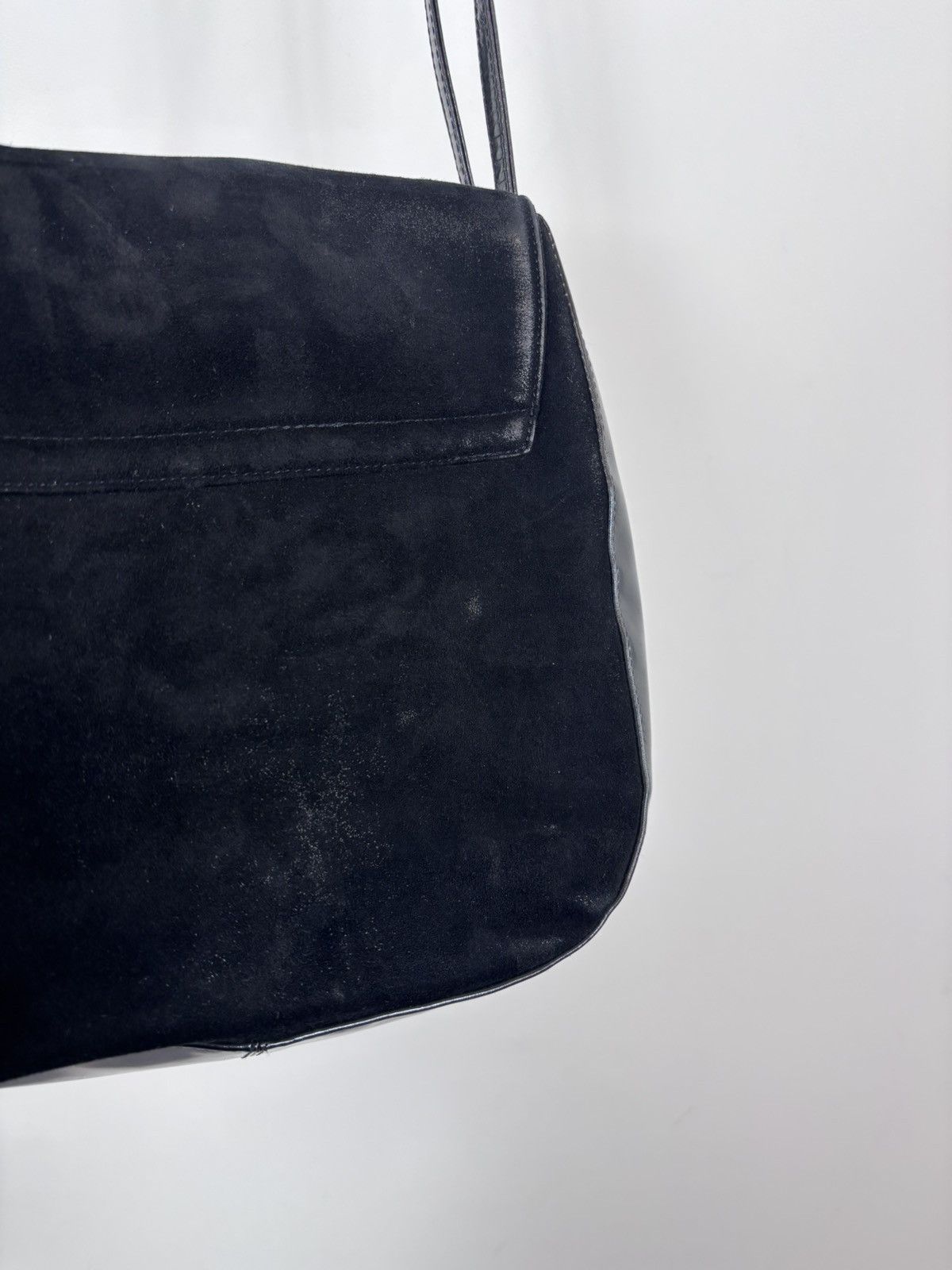 Bally Bally Black Suede Patent Leather Shoulder Bag Size ONE SIZE - 22 Thumbnail