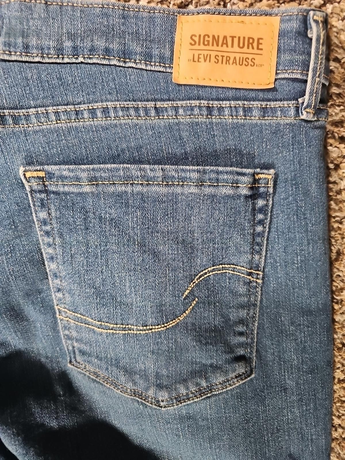 Levi's Signature Levi Strauss Mid Rise Skinny 16M 33x30 Jeans Size 38" / US 16 / IT 52 - 8 Thumbnail