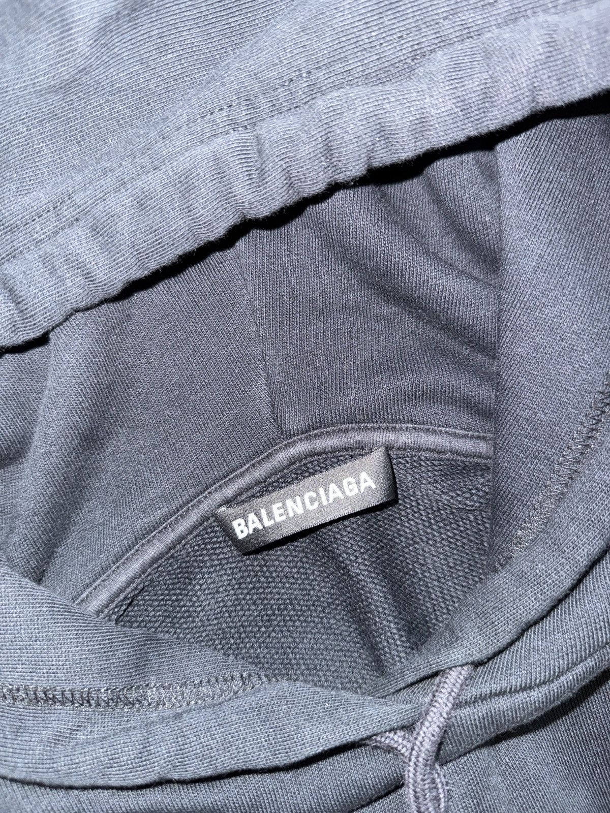 Balenciaga Balenciaga Rainbow Embroidered BB Hoodie Size US M / EU 48-50 / 2 - 3 Thumbnail