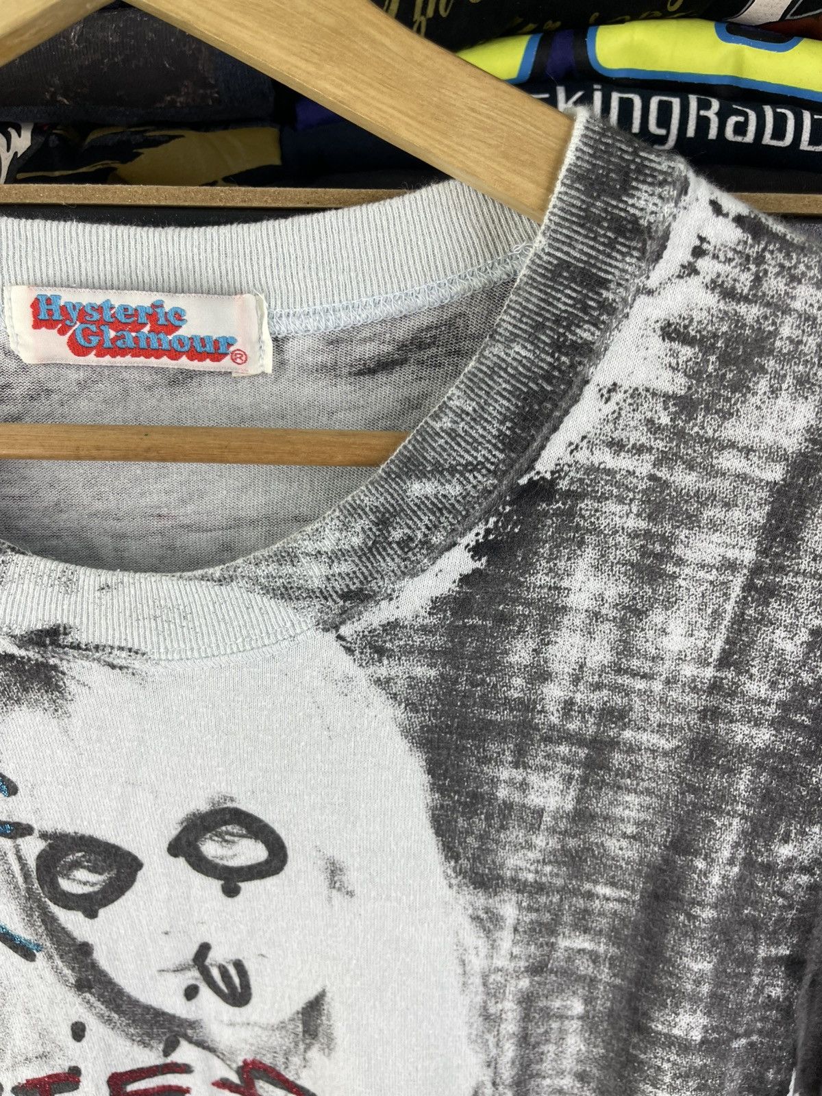 Hysteric Glamour Thrashed Vintage 90's Hysteric Glamour AOP Photoprint Tee Size ONE SIZE - 5 Thumbnail