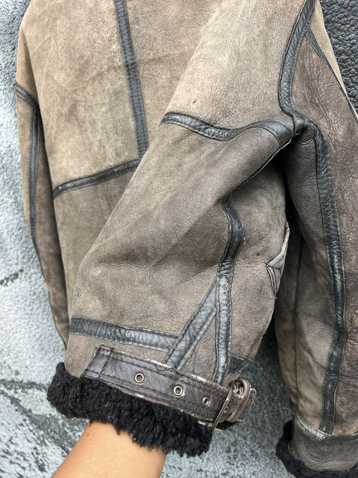 Avirex AVIREX B-3 Leather Flight Jacket Mouton Men Size US M / EU 48-50 / 2 - 13 Thumbnail