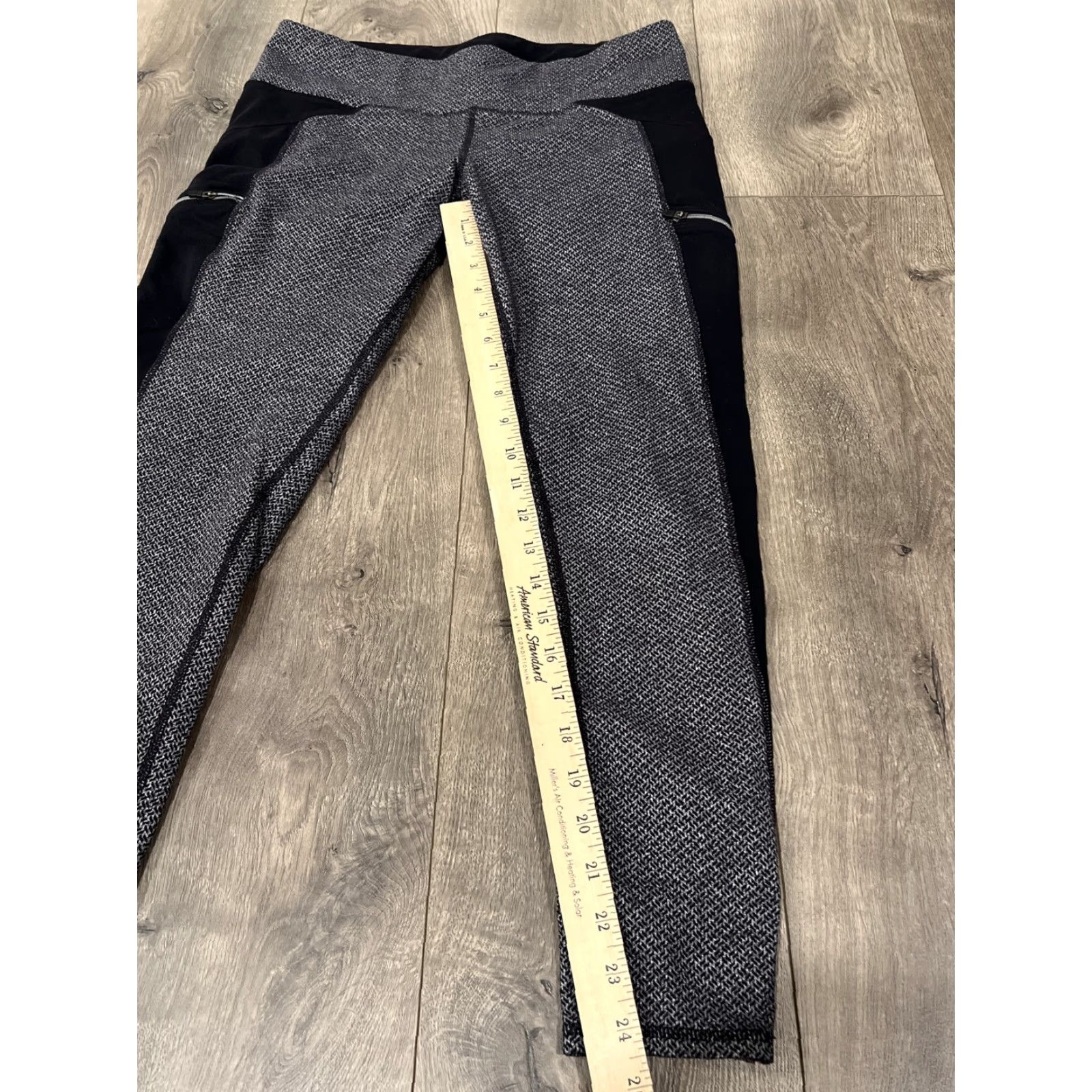 Athleta Athleta Spar Colorblock Legging Large Chevron Gray Black Pant Tight Fit Womens Yoga Activewear L Size 36" / US 14 / IT 50 - 3 Thumbnail
