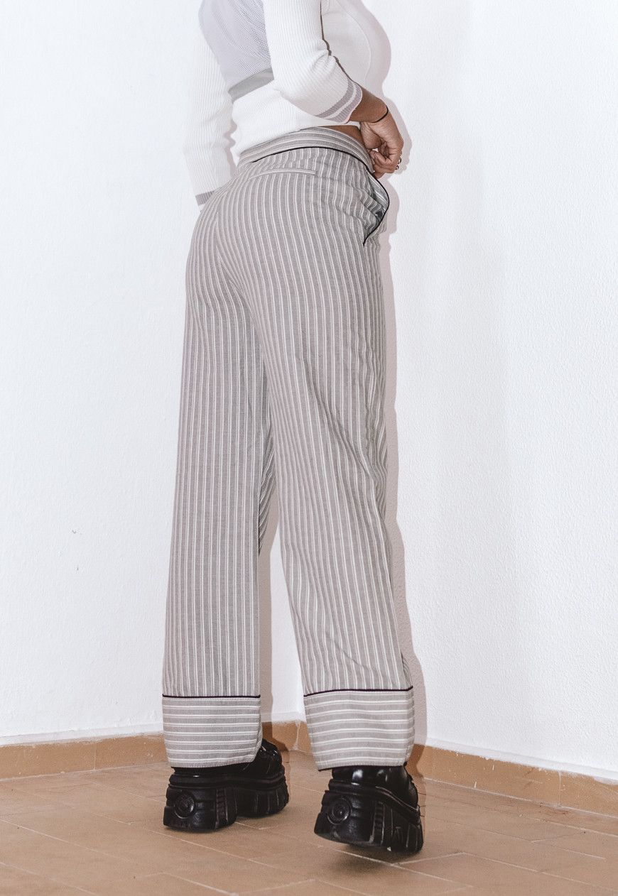 Designer × Maison Margiela × Vintage 2000s Margiela Palazzo Contemporary High Waisted Pants Size 27" / US 4 / IT 40 - 2 Thumbnail