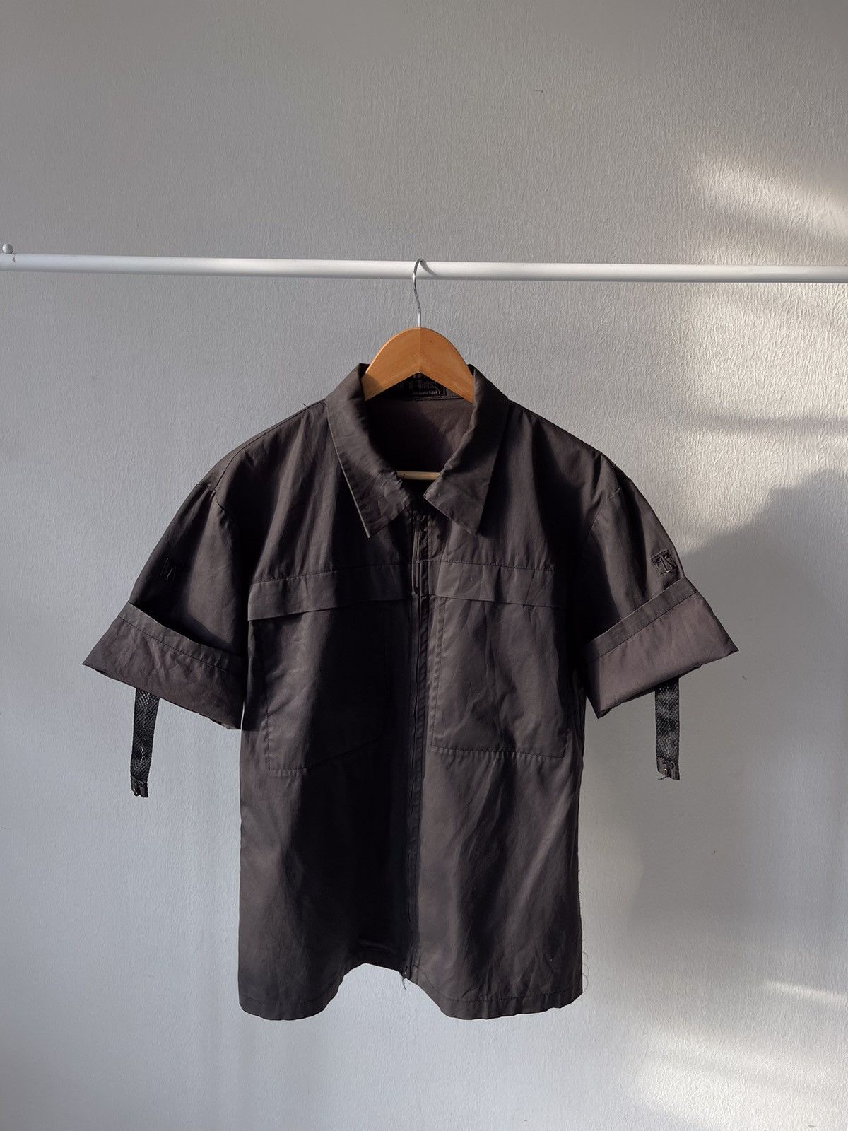 If Six Was Nine × Le Grande Bleu (L.G.B.) × Yasuyuki Ishii Yasuyuki Ishii ‘Exalt Of Violence’ Two Pocket Zip Shirt Size US M / EU 48-50 / 2 - 1 Thumbnail