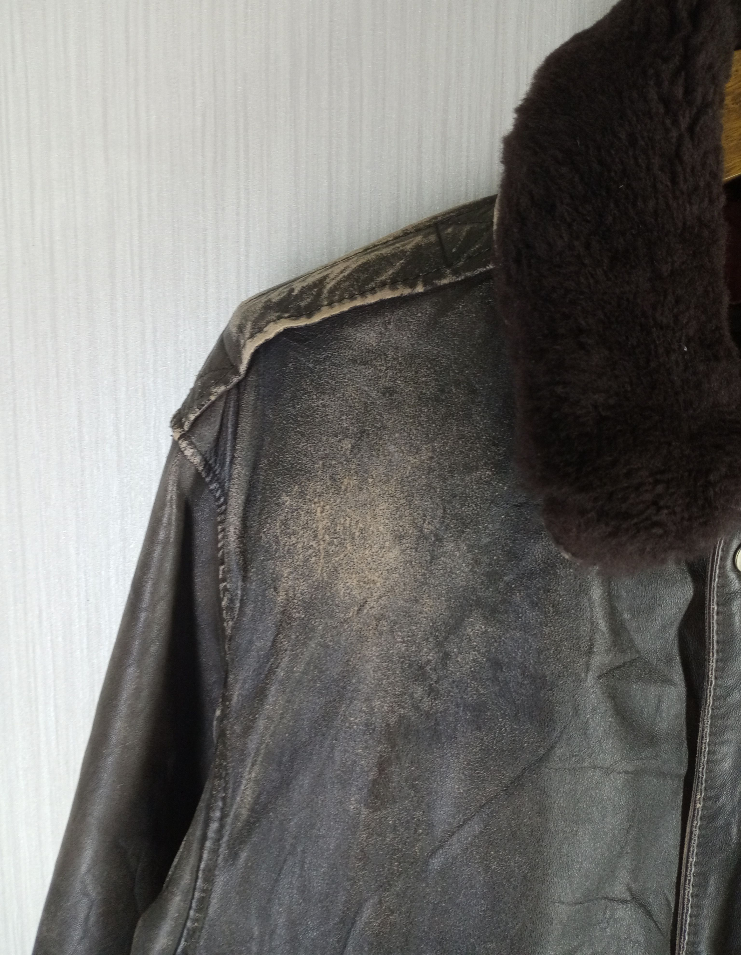 Other 1990 Type A-2 US Army Air Forces Sheepskin Leather Jacket Size US M / EU 48-50 / 2 - 8 Thumbnail
