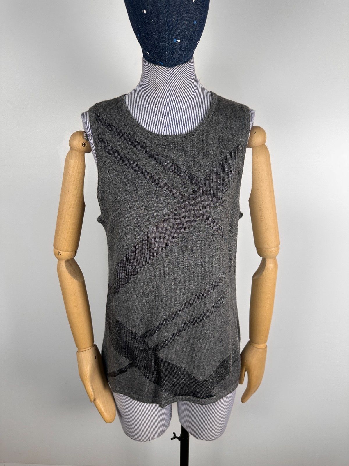 Polo Ralph Lauren Polo Ralph Lauren Tank Top Sleeveless Metallic Grey Size M Size M / US 6-8 / IT 42-44 - 1 Thumbnail