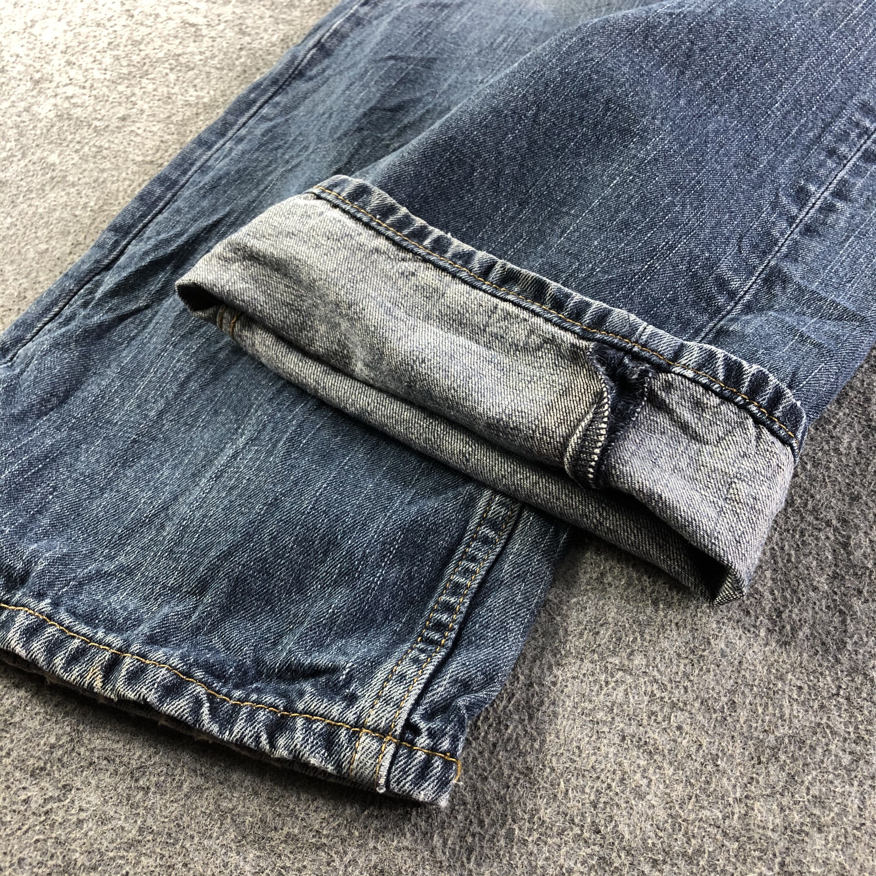 Levi's Vintage Blue Wash Levis 559 Jeans-J4155 Size US 37 - 7 Thumbnail