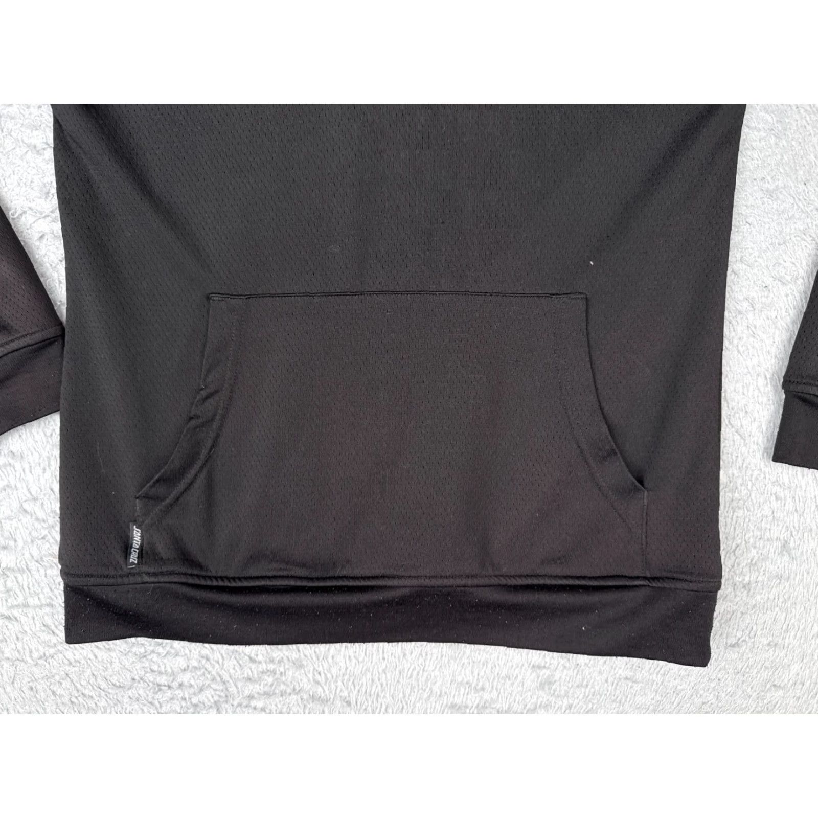 Vintage Santa Cruz Hoodie Women Small Black 100% Polyester Hooded Pockets Logo Crew Neck Pullover Size S / US 4 / IT 40 - 5 Thumbnail