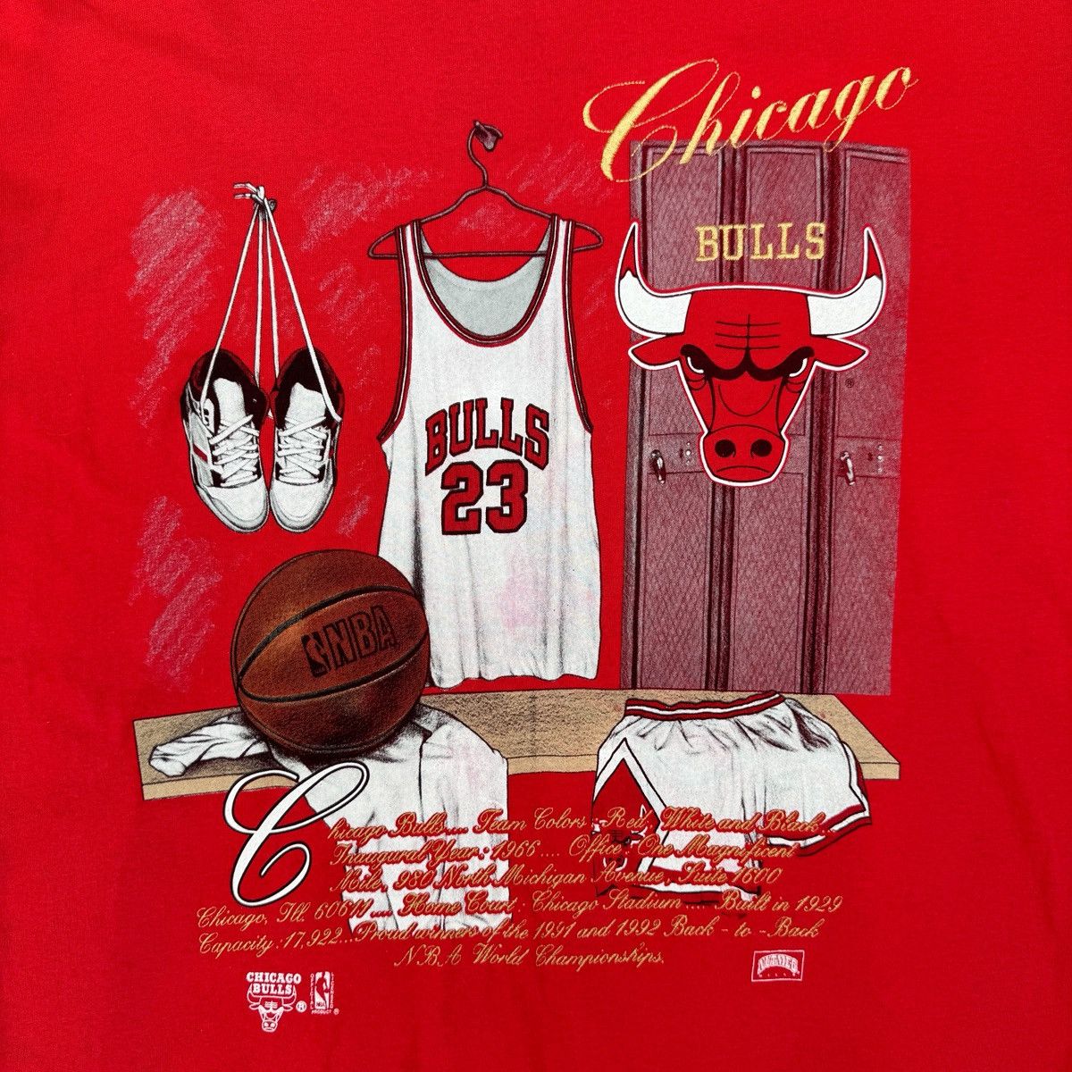 Other Vintage's Chicago Bulls T-Shirt Size US XL / EU 56 / 4 - 3 Thumbnail