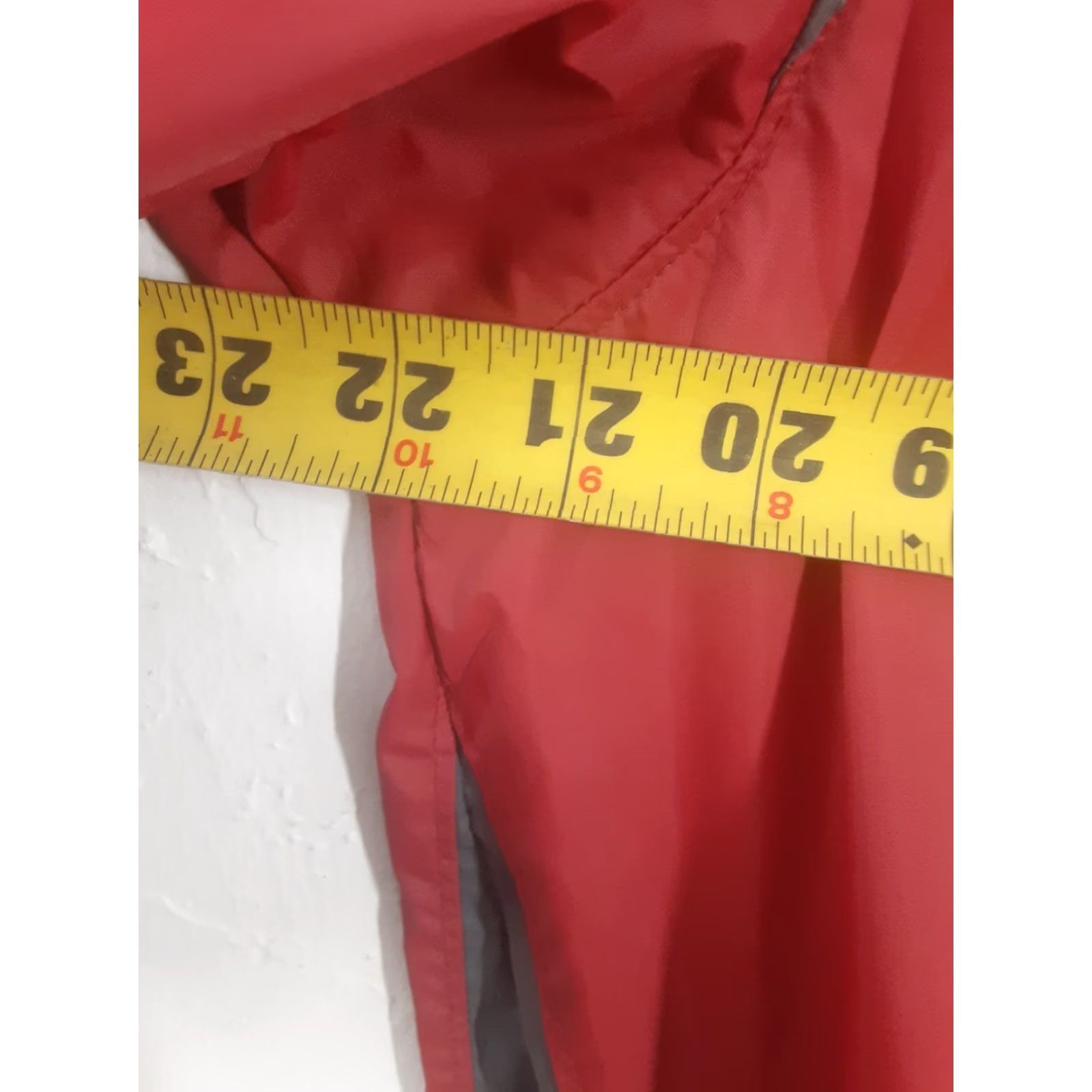 Vintage Columbia Omni-Shield Windbreaker Hooded Full Zip Red Mens M Zip Jacket Size US M / EU 48-50 / 2 - 7 Thumbnail