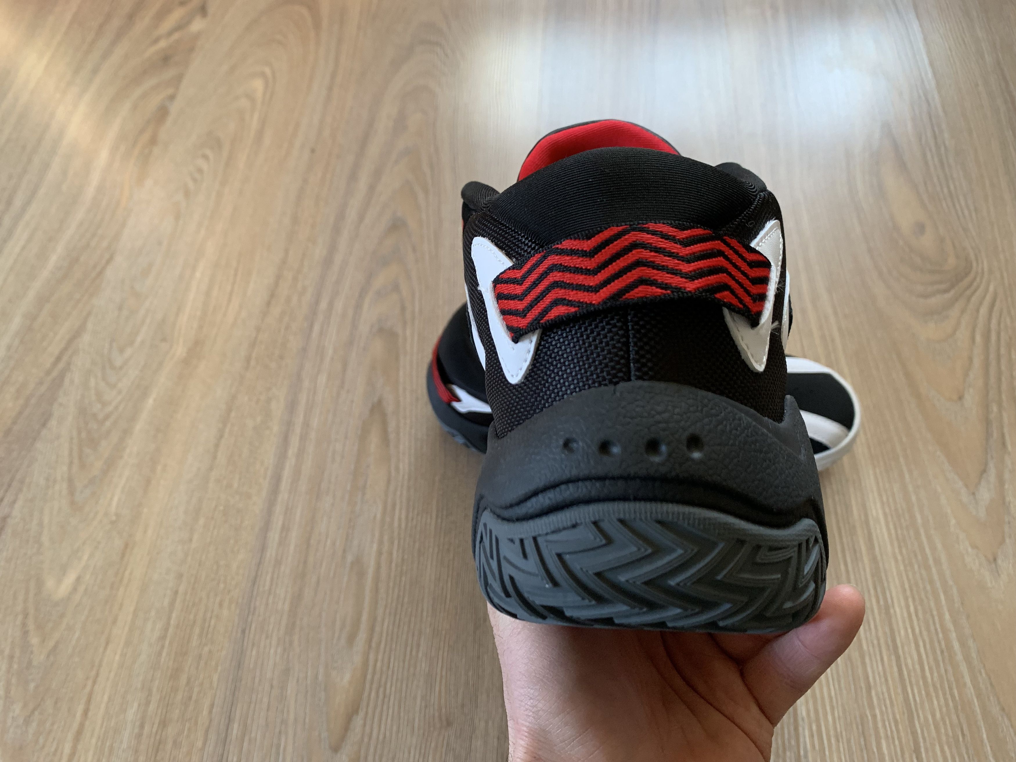 Other Mens Shaqnotix Grey Sneakers Size US 11 / EU 44 - 6 Thumbnail