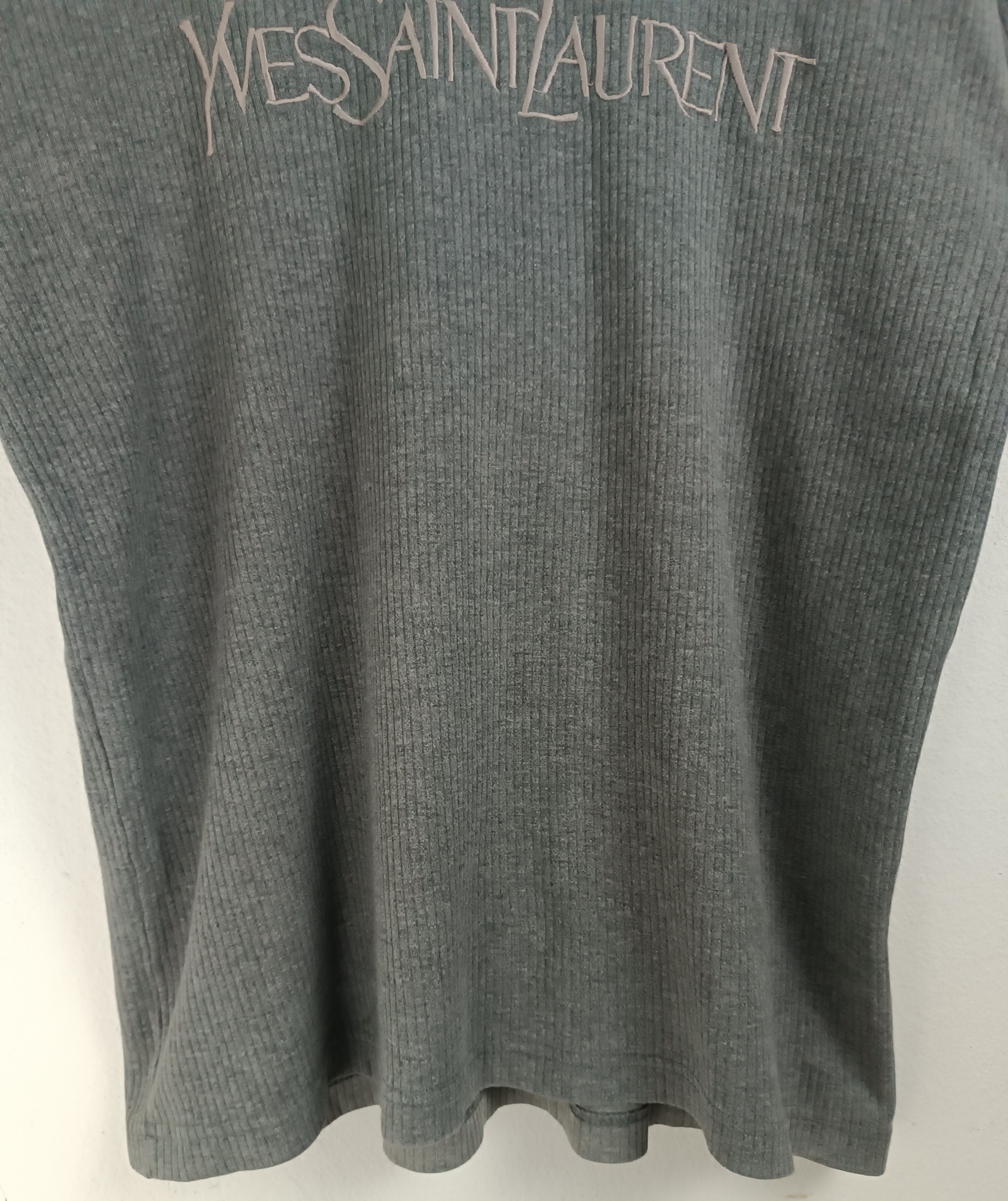 Vintage VINTAGE 90'S DISTRESSED YVES SAINT LAURENT DESIGNER TEE Size US M / EU 48-50 / 2 - 9 Thumbnail