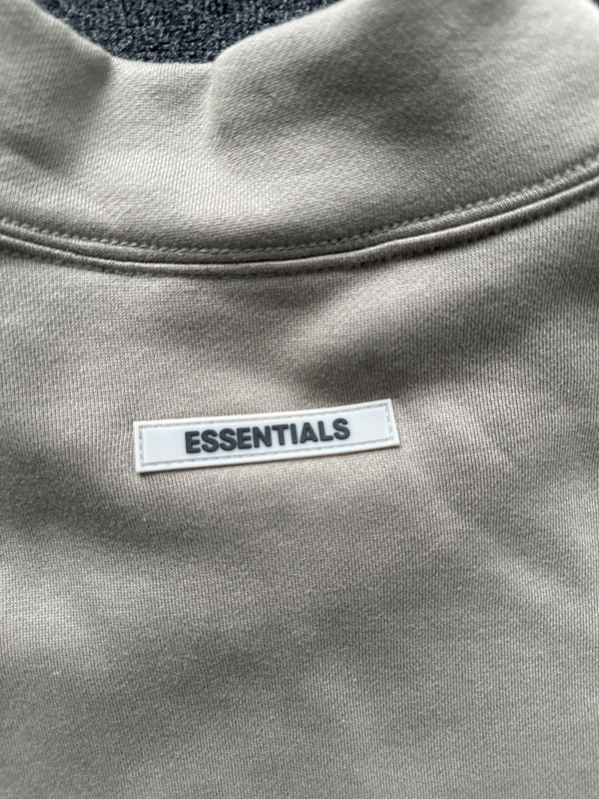 Essentials Fear of God Essentials Sweatshirt Beige – Size S Size US S / EU 44-46 / 1 - 3 Thumbnail