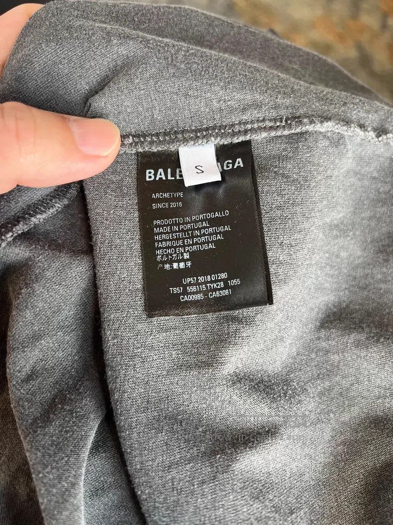 Balenciaga Balenciaga Short-sleeved T-shirt Size US S / EU 44-46 / 1 - 8 Thumbnail