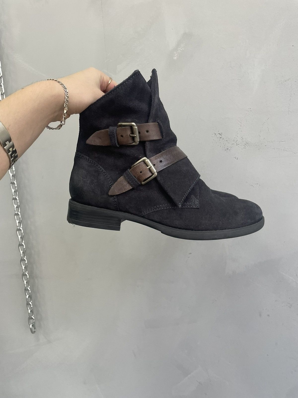 Undercover Undercover y2k boots vintage minimal casual flashion style Size US 7.5 / EU 40-41 - 1 Thumbnail