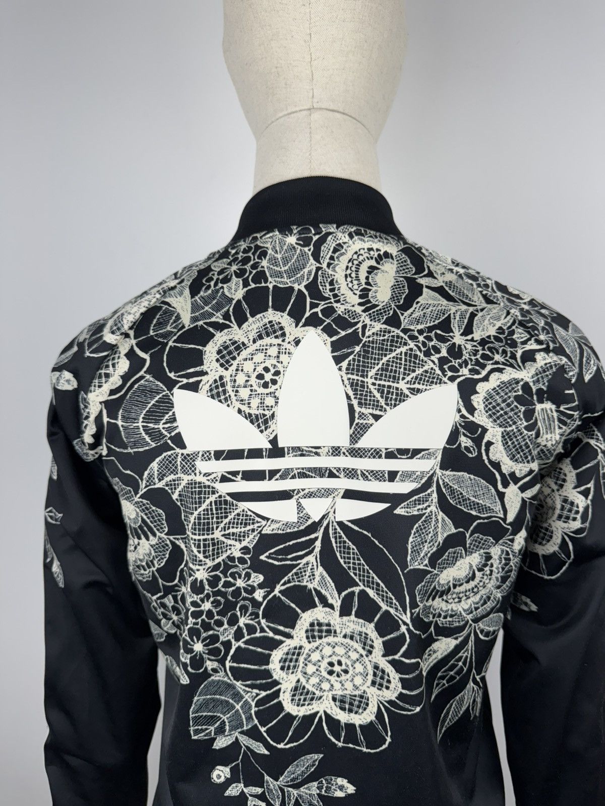 Adidas Women’s Adidas Florido Track Top Jacket Bomber size XS Size XS / US 0-2 / IT 36-38 - 5 Thumbnail