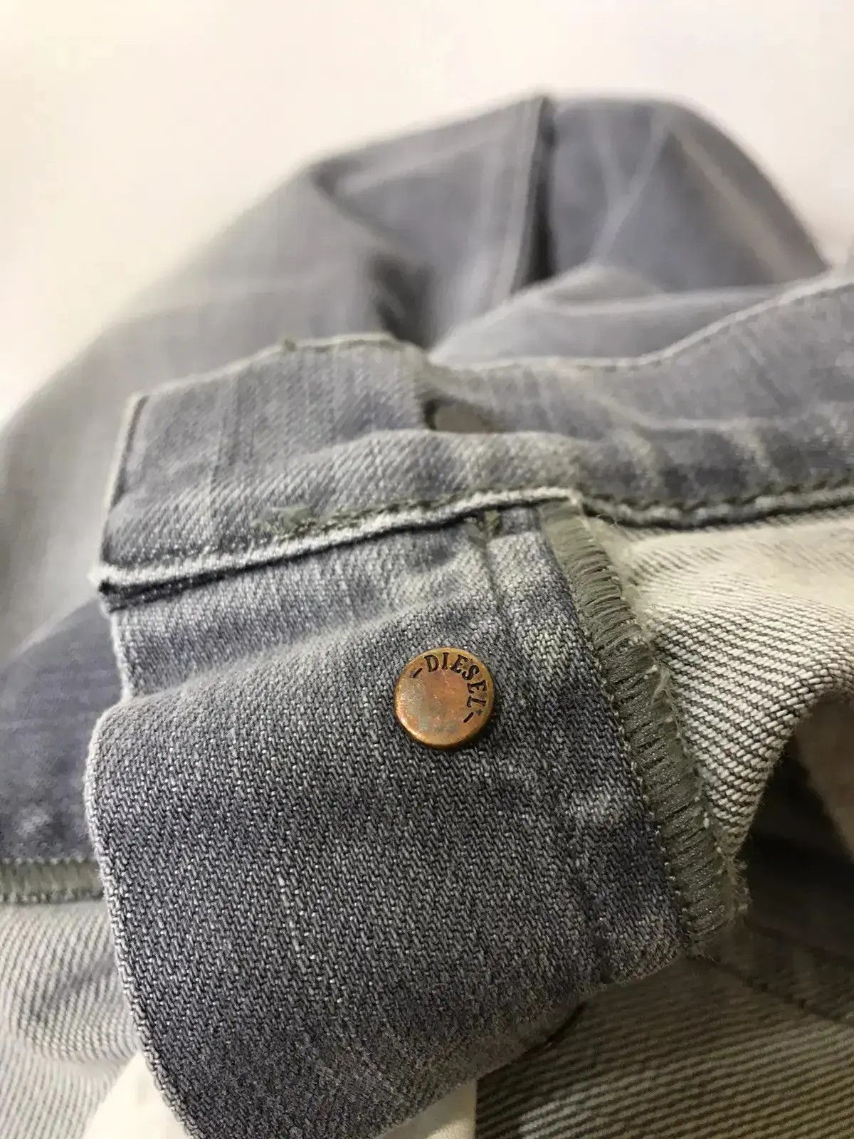 Designer × Diesel Diesel men’s denim jeans 34/32 Size US 34 / EU 50 - 5 Thumbnail