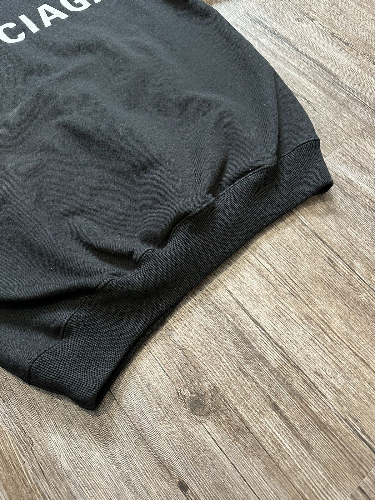 Balenciaga 🦇Balenciaga🦇 Back Logo Hoodie Size US XS / EU 42 / 0 - 7 Thumbnail