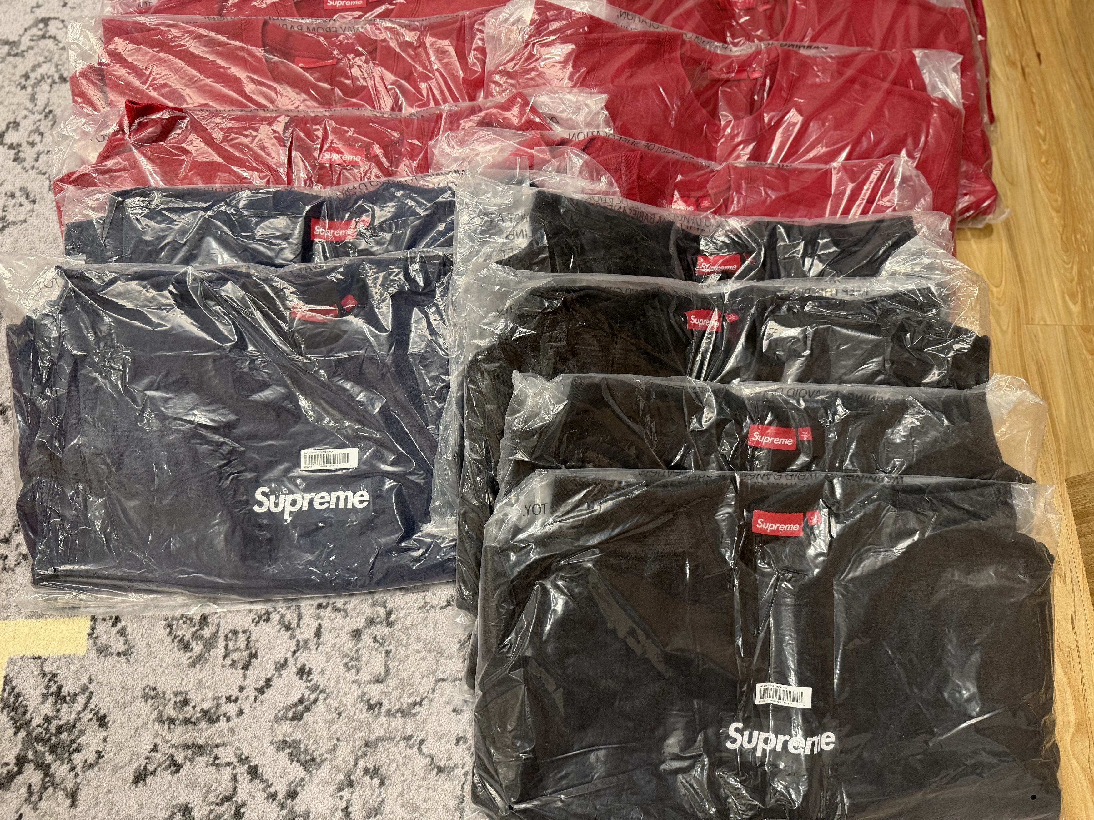 Supreme Supreme Washed Box Logo Crewneck Black Size US XL / EU 56 / 4 - 2 Thumbnail