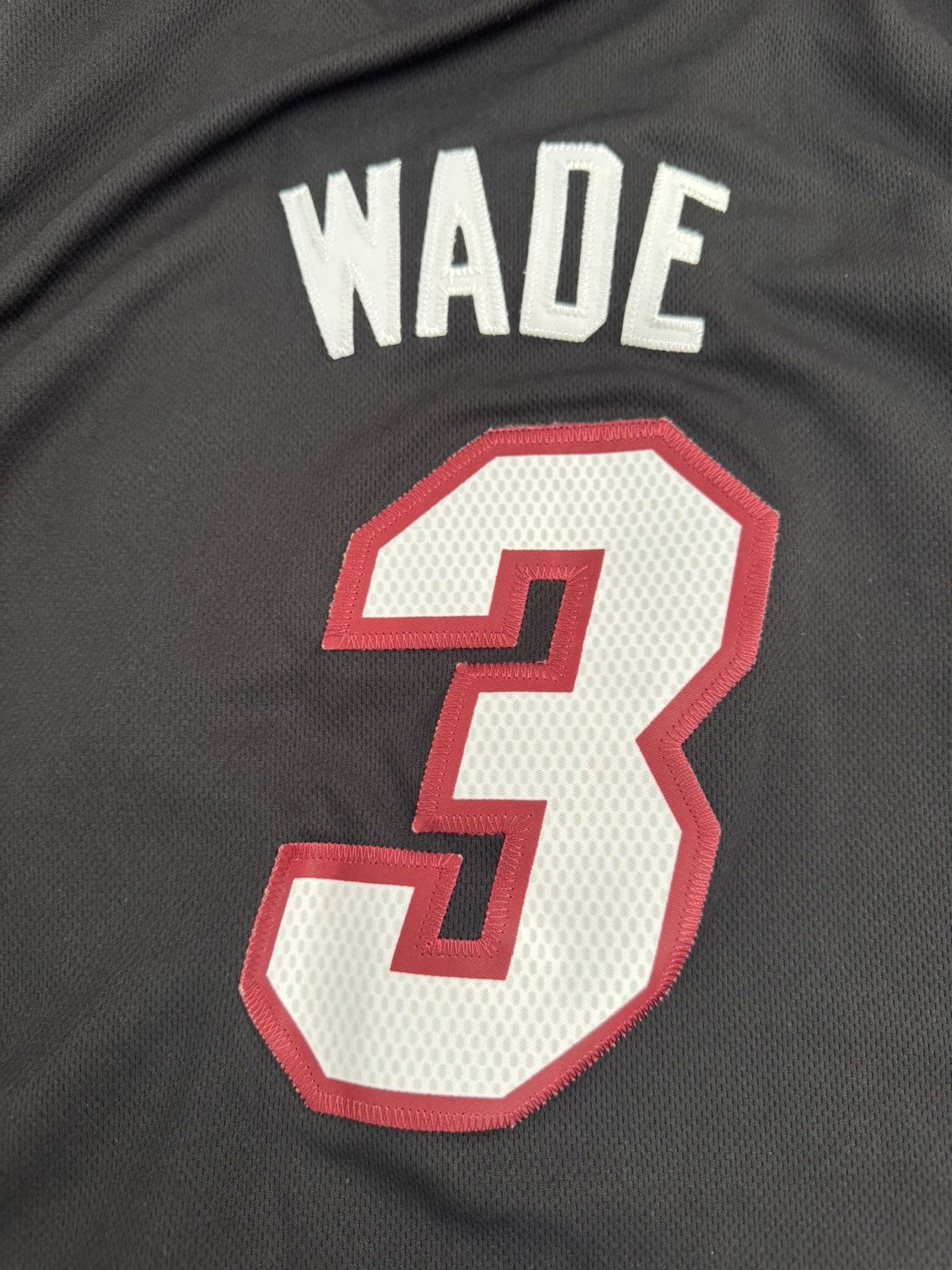 Adidas Dwayne Wade #3 Miami Heat Stitched Black NBA Jersey Sz L +2 Size US L / EU 52-54 / 3 - 7 Thumbnail