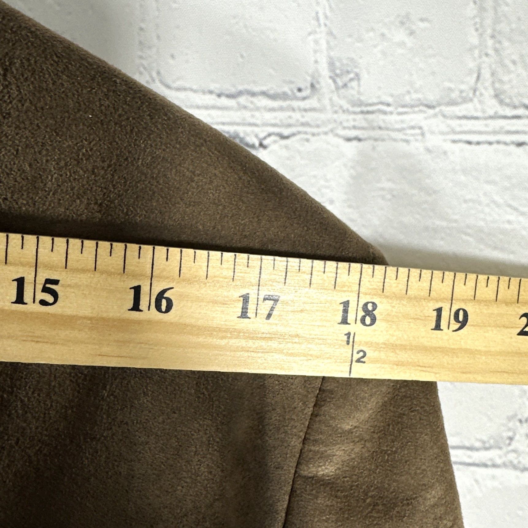 Vintage VINTAGE Brookstreet Suede Blazer Jacket Notch Lapel 80s Brown 42 Mens Blazer Suede Three-Button Front Two-Button Front Vintage 80s Suit Jacket Size 42R - 5 Thumbnail