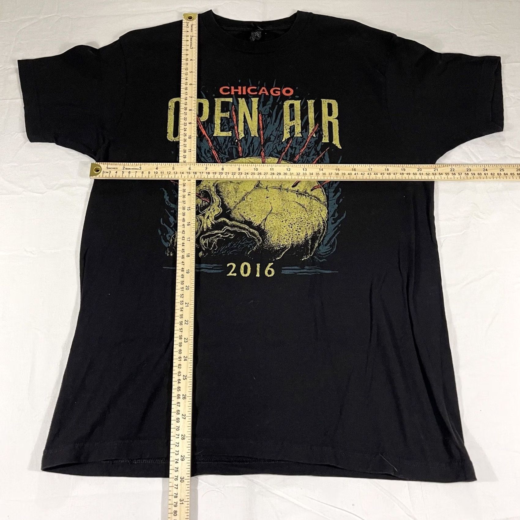 Tultex OPEN AIR CHICAGO T-Shirt - 2016 Sz L - Rock Music Band Graphic - Tultex Black Mens T-Shirt - Short Sleeve - Open Size US L / EU 52-54 / 3 - 2 Thumbnail