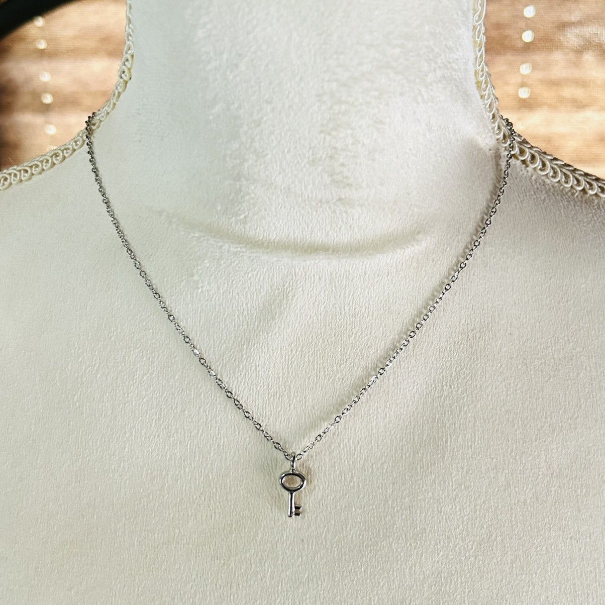 Handmade Handcrafted mini skeleton key pendant on chain necklace Size ONE SIZE - 2 Thumbnail
