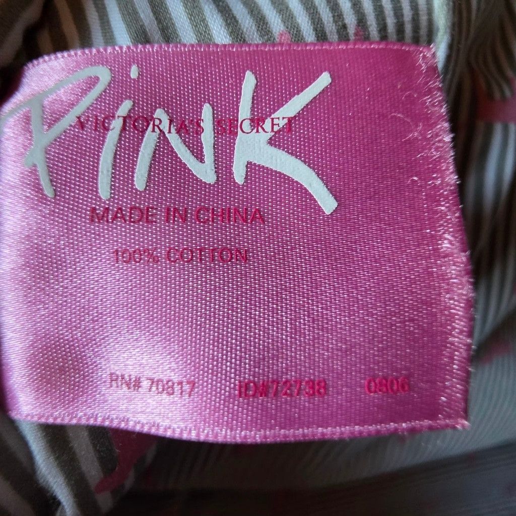 Victoria's Secret ☆RARE☆ PINK Olive Green and Pink Graphic Weekend Duffel Size ONE SIZE - 13 Thumbnail