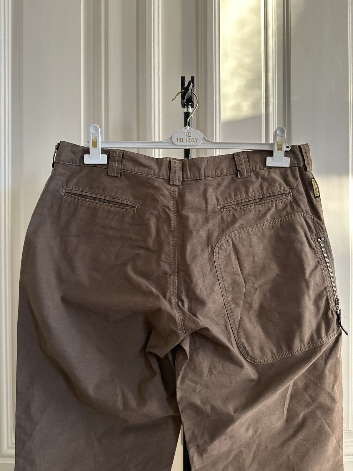Armani Vintage Armani Jeans Collection Army Brown Baggy Cargo Pants Size US 36 / EU 52 - 9 Thumbnail