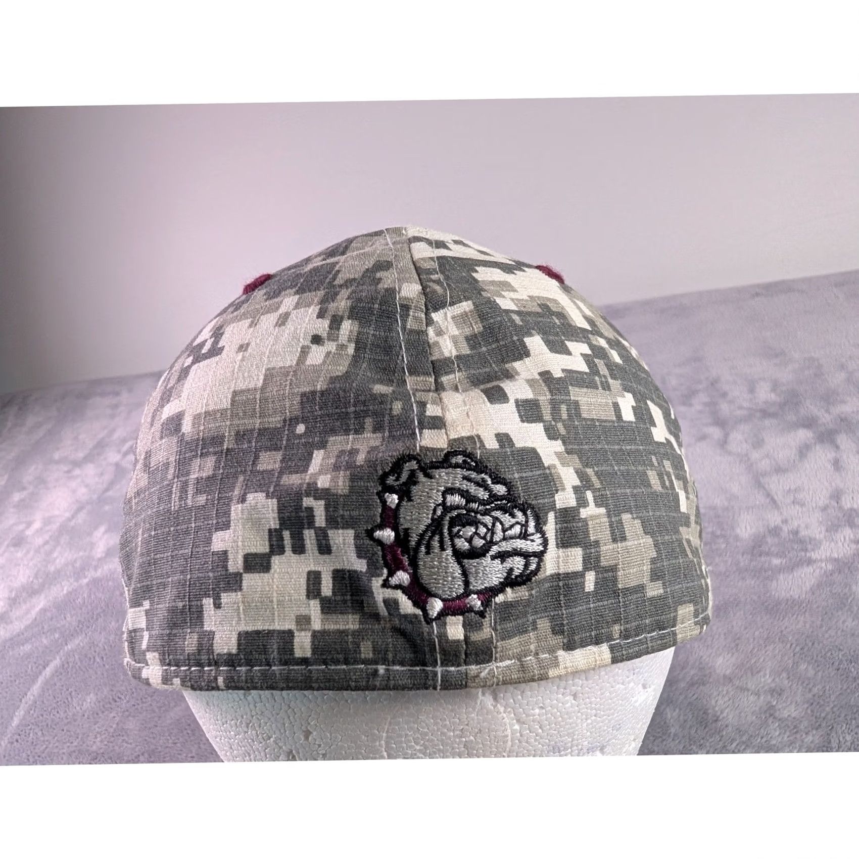 Vintage The Game PRO Bulldogs Hat Mens M Digital Camo A-Flex Stretch Fit Cap Grey Size ONE SIZE - 4 Thumbnail