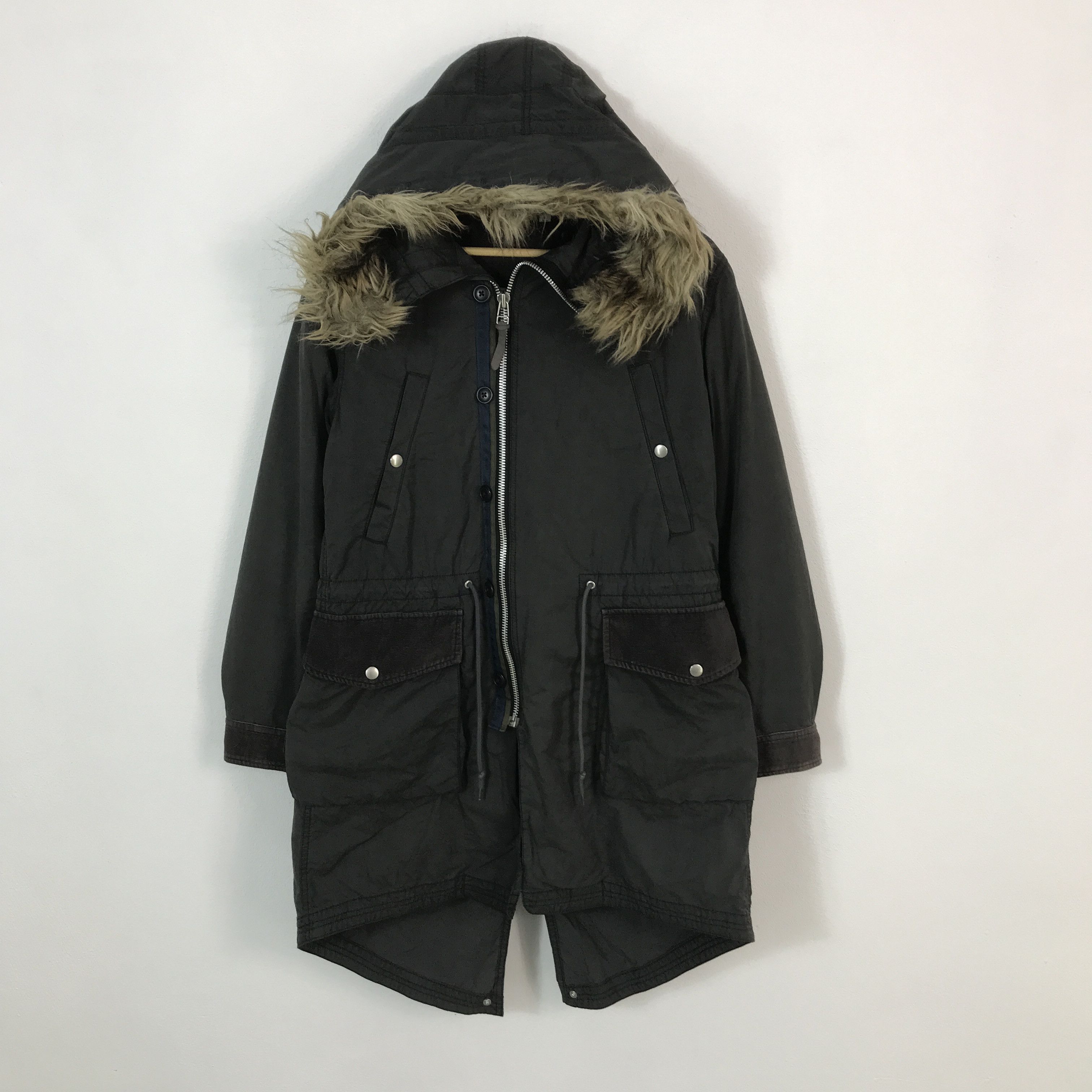 Jun Takahashi undercaver x uniqlo parkas fur hoodie jacket Size US M / EU 48-50 / 2 - 1 Thumbnail