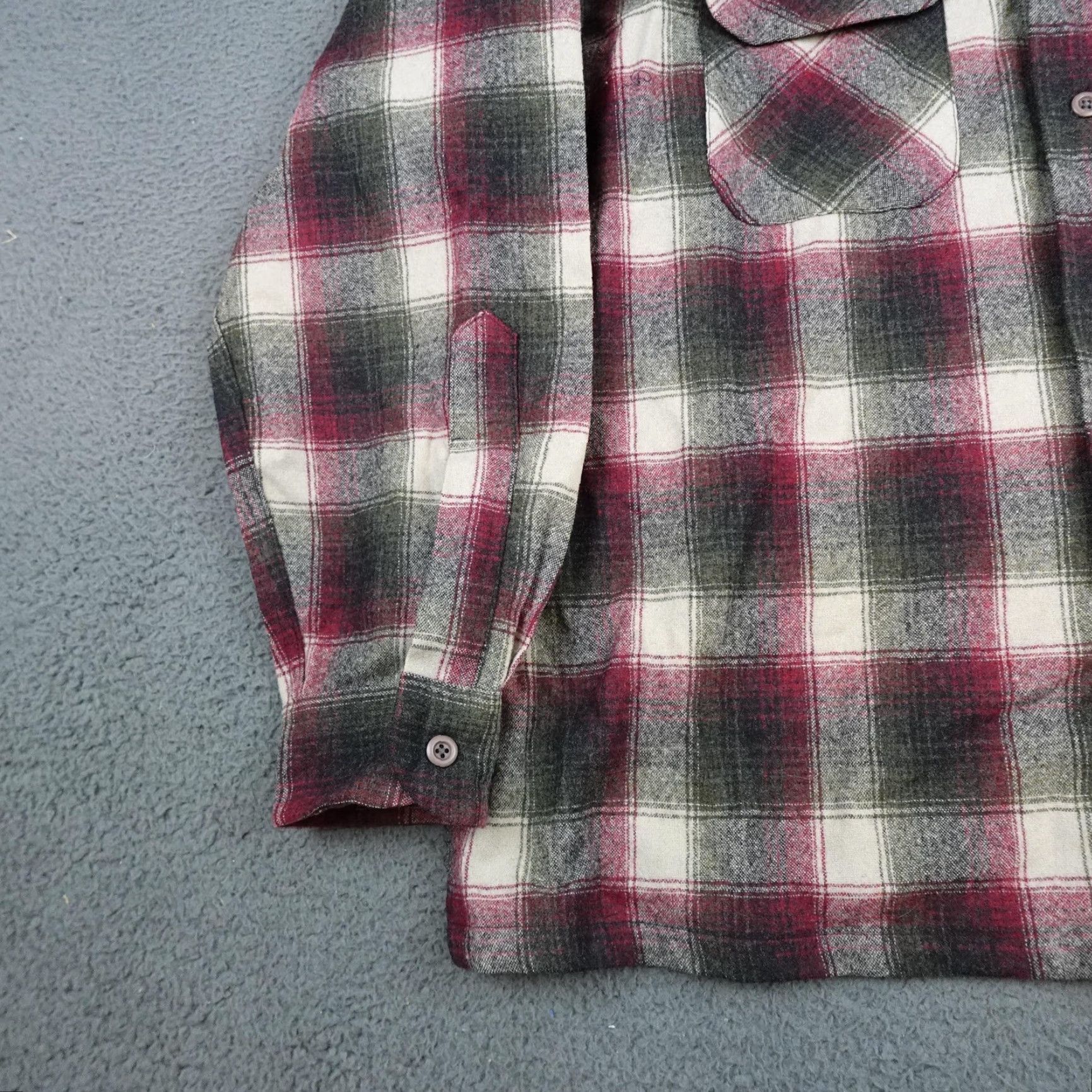 Pendleton VINTAGE Pendleton Loop Collar Shirt Mens XL Red Tartan Plaid Wool Button Up Size US XL / EU 56 / 4 - 3 Thumbnail
