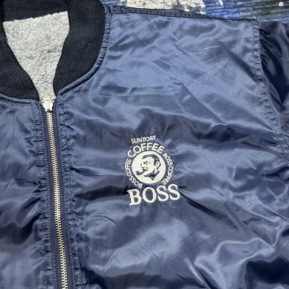 Japanese Brand 🔥Vintage Suntory Coffee Boss Embroidery Bomber Jacket Size US XL / EU 56 / 4 - 2 Thumbnail