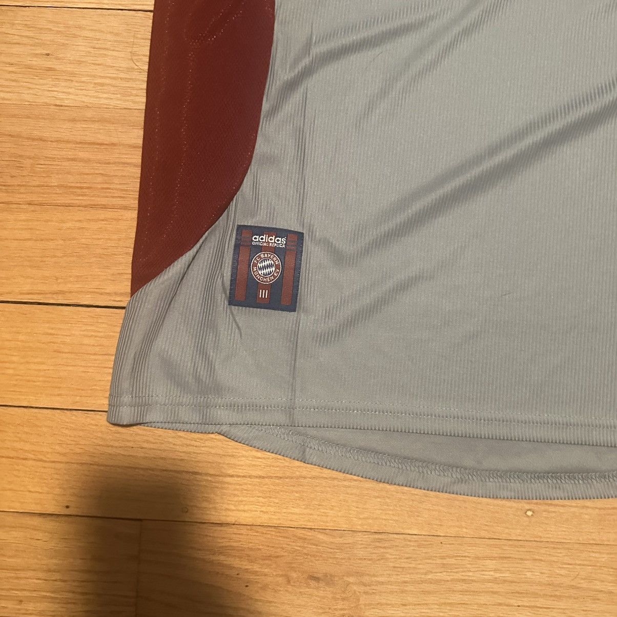 Adidas Adidas FC Bayern Munich 2002-2003 home football kit shirt Size US M / EU 48-50 / 2 - 5 Thumbnail