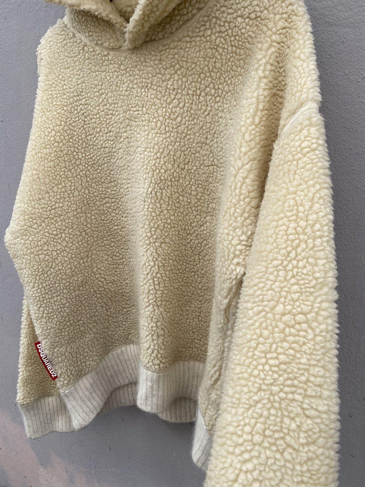 Dsquared2 2019 DSQUARED2 Deep Pile Cream Ball Fit Hoodie Size US M / EU 48-50 / 2 - 3 Thumbnail